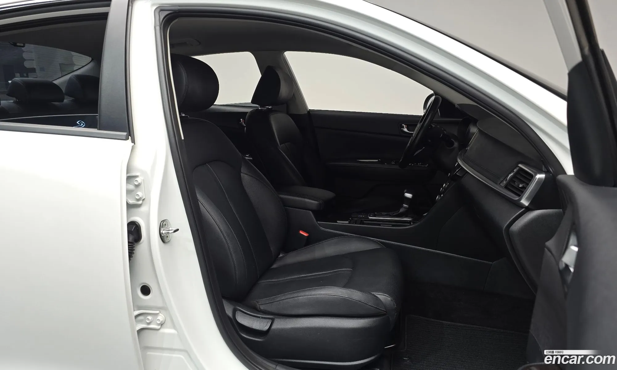 Kia K5 2019 — 11