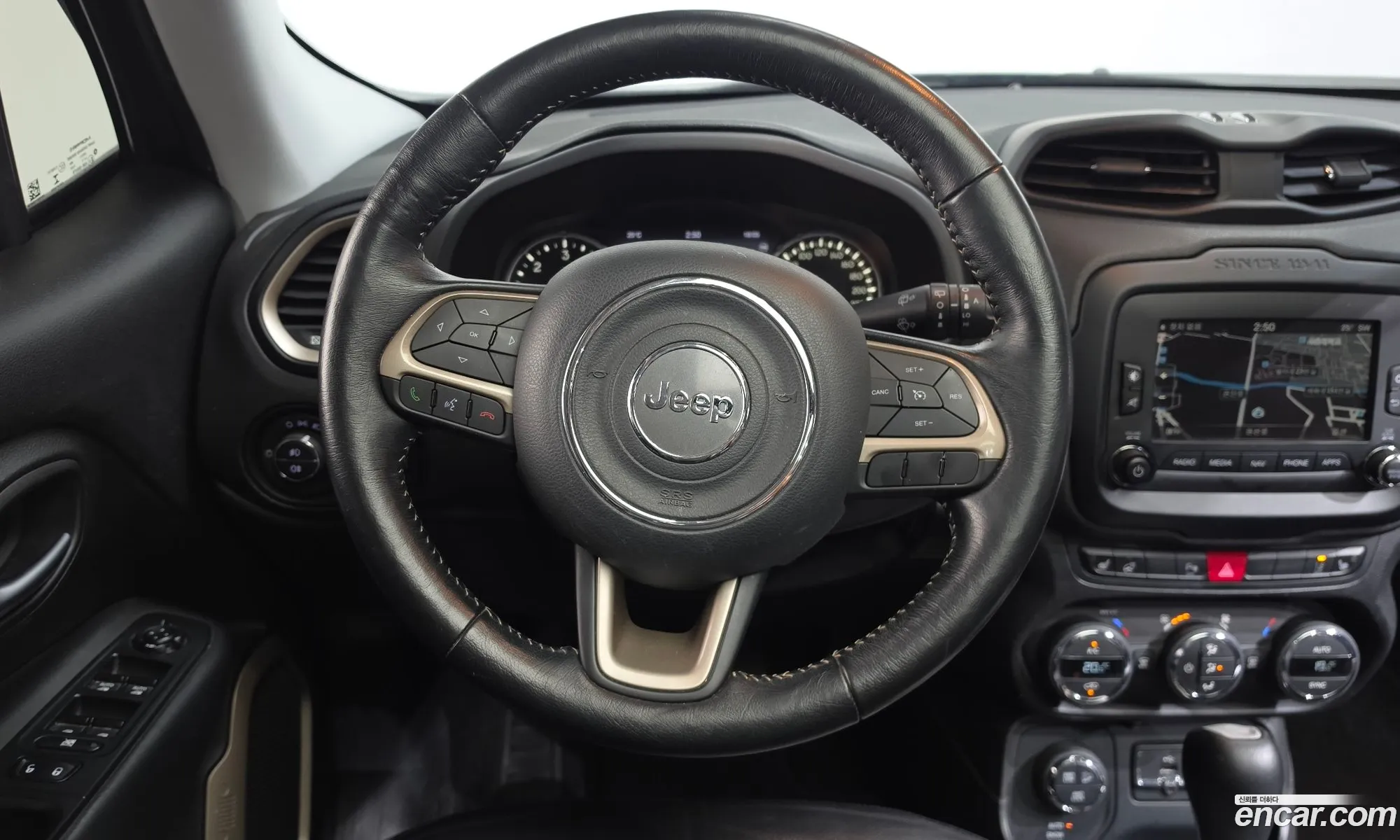 Jeep Renegade 2017 1C4BU0000HPG00537 — 16