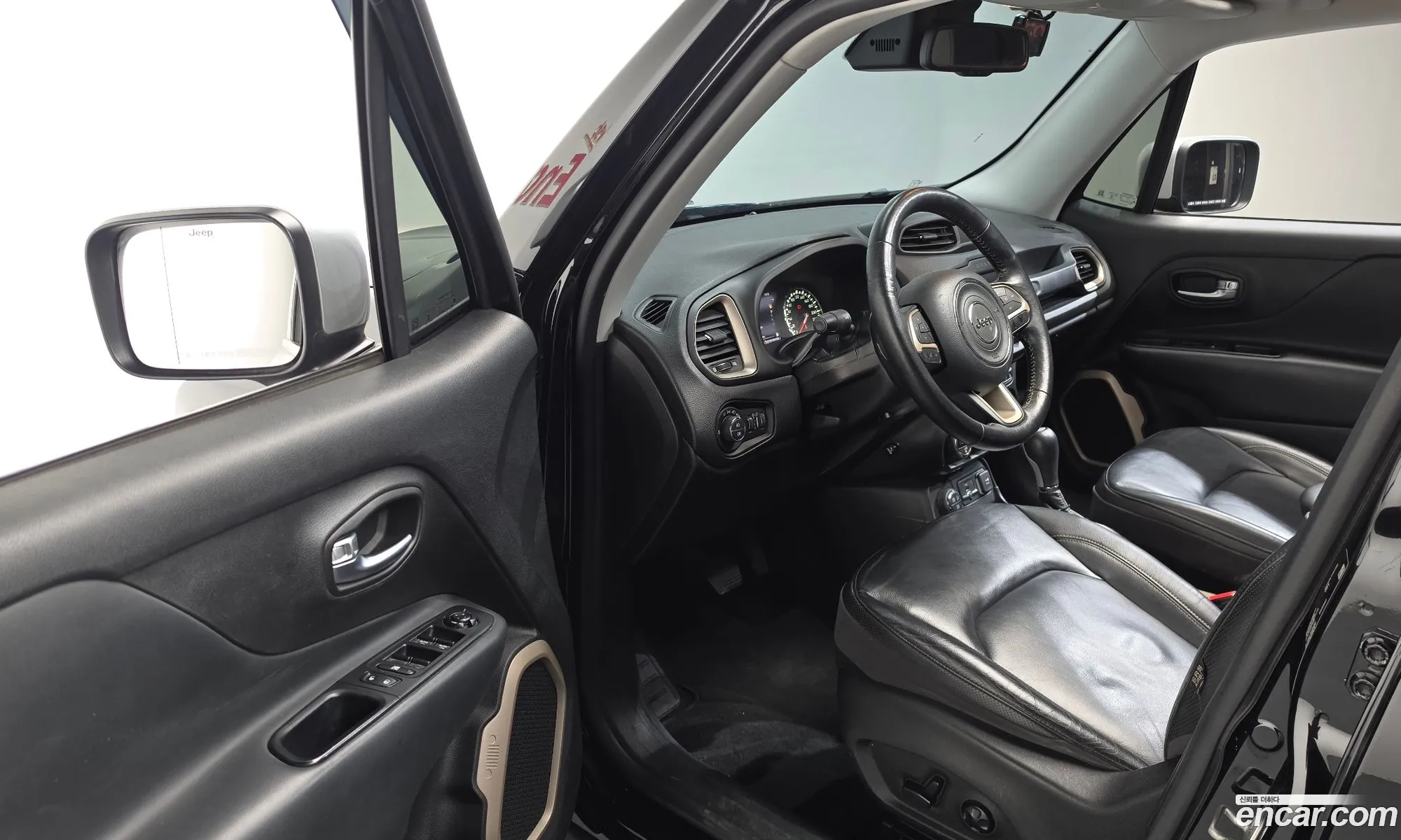 Jeep Renegade 2017 1C4BU0000HPG00537 — 17