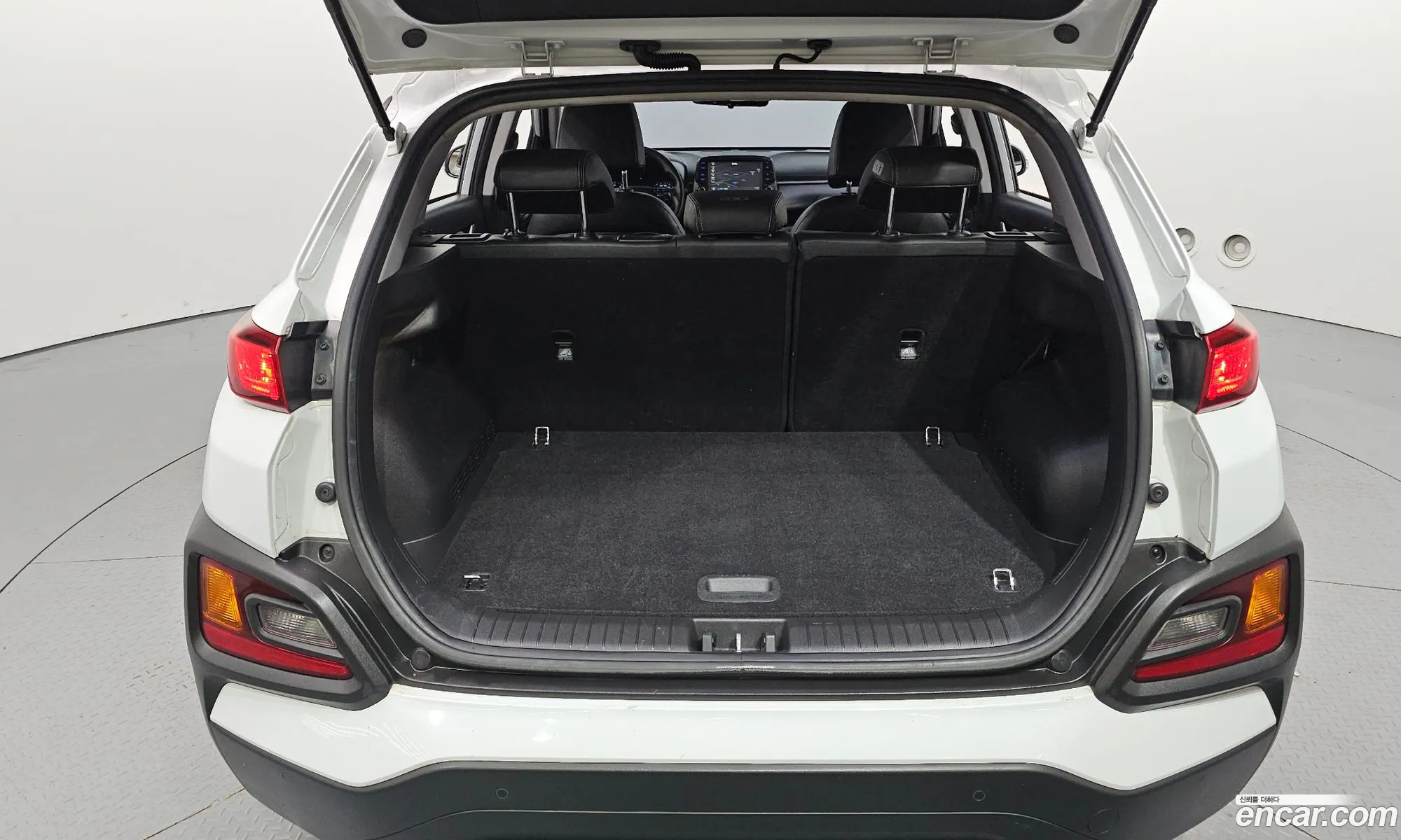 Hyundai Kona 2017 — 27
