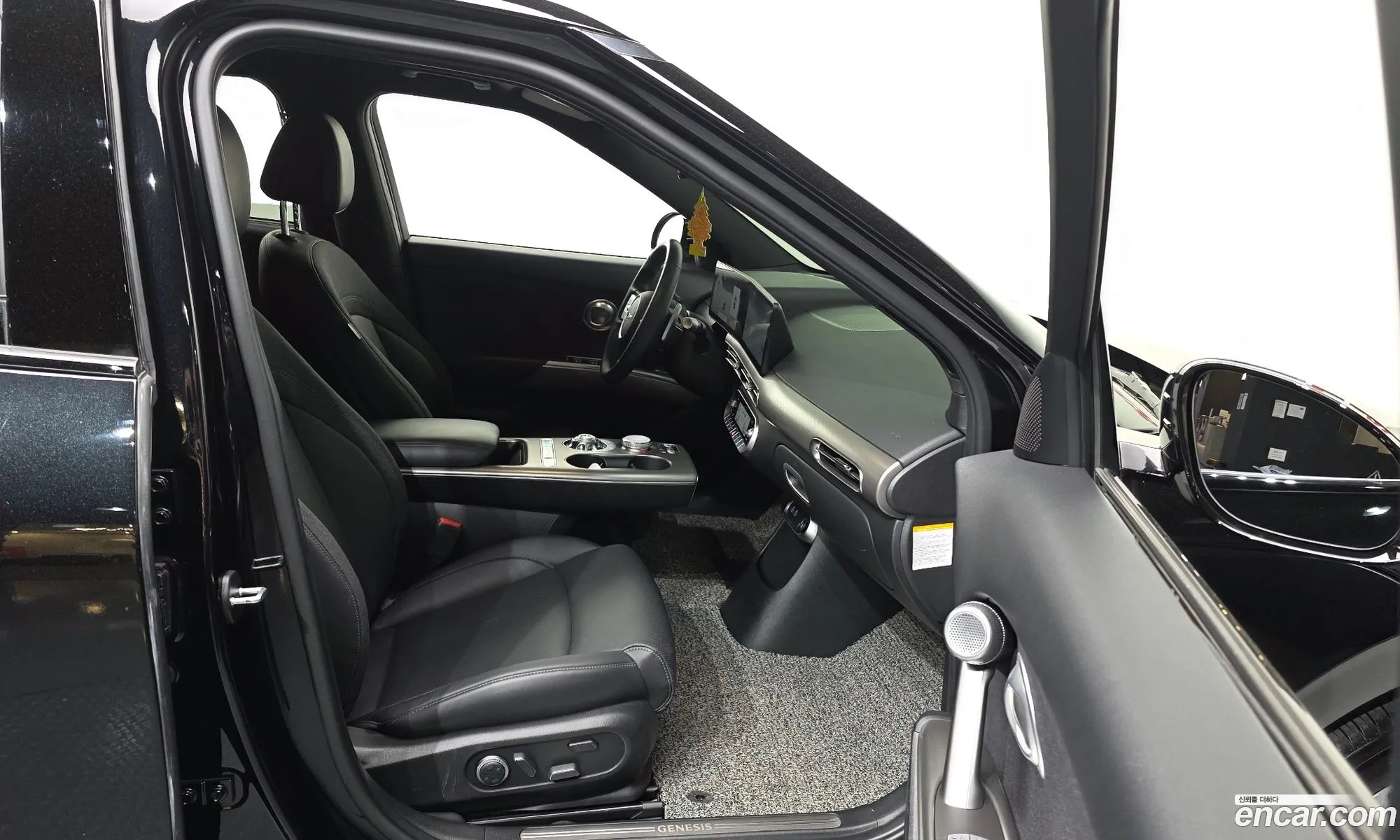 Genesis GV60 2022 — 16
