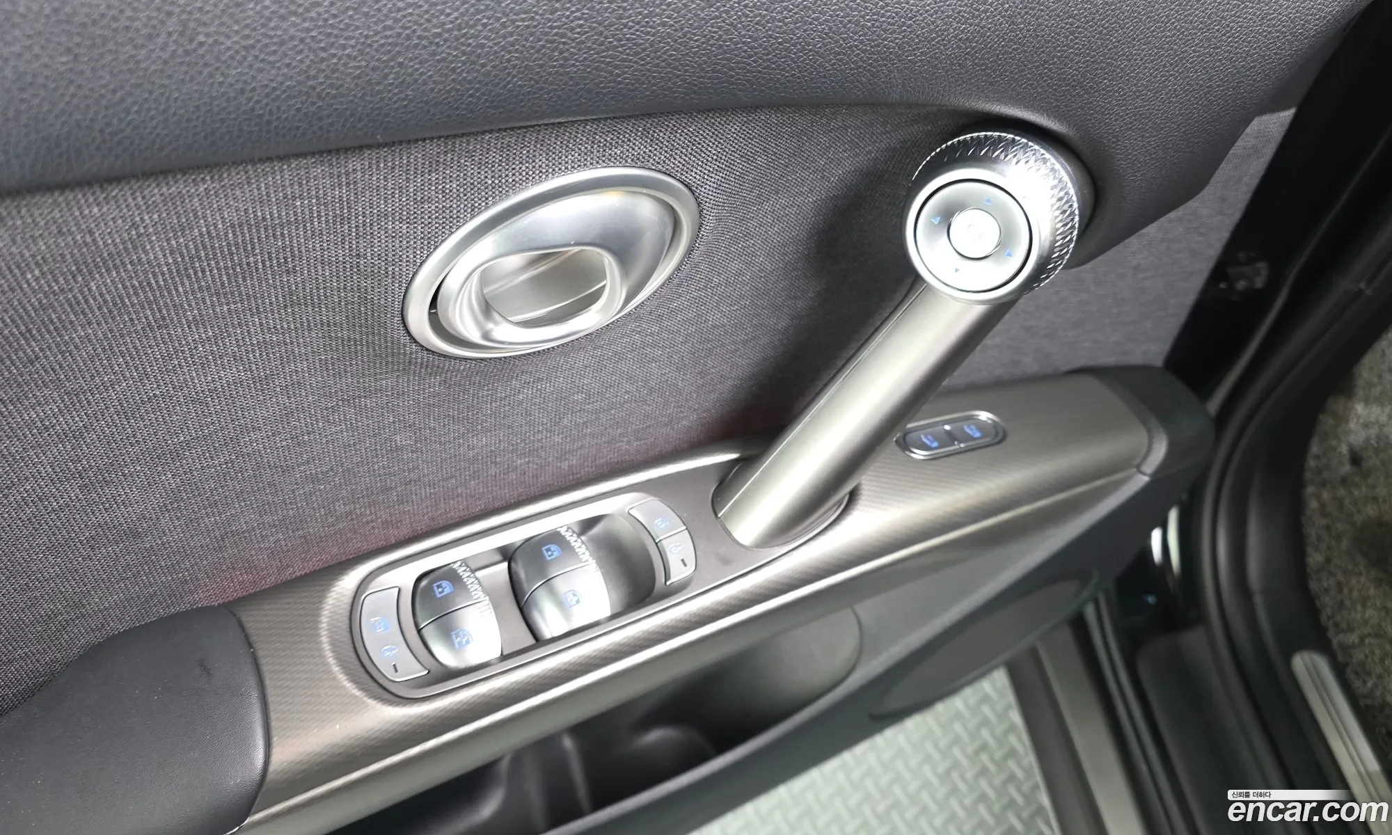 Genesis GV60 2022 — 25