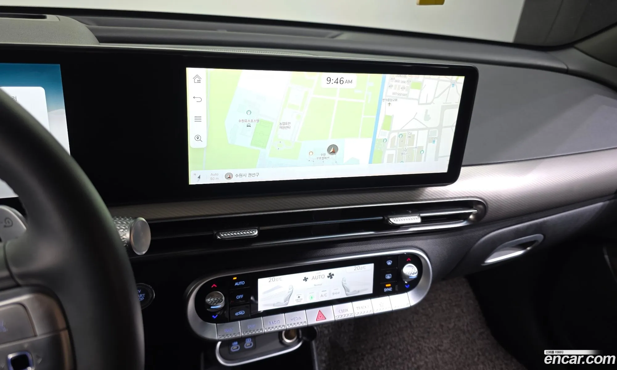Genesis GV60 2022 — 28