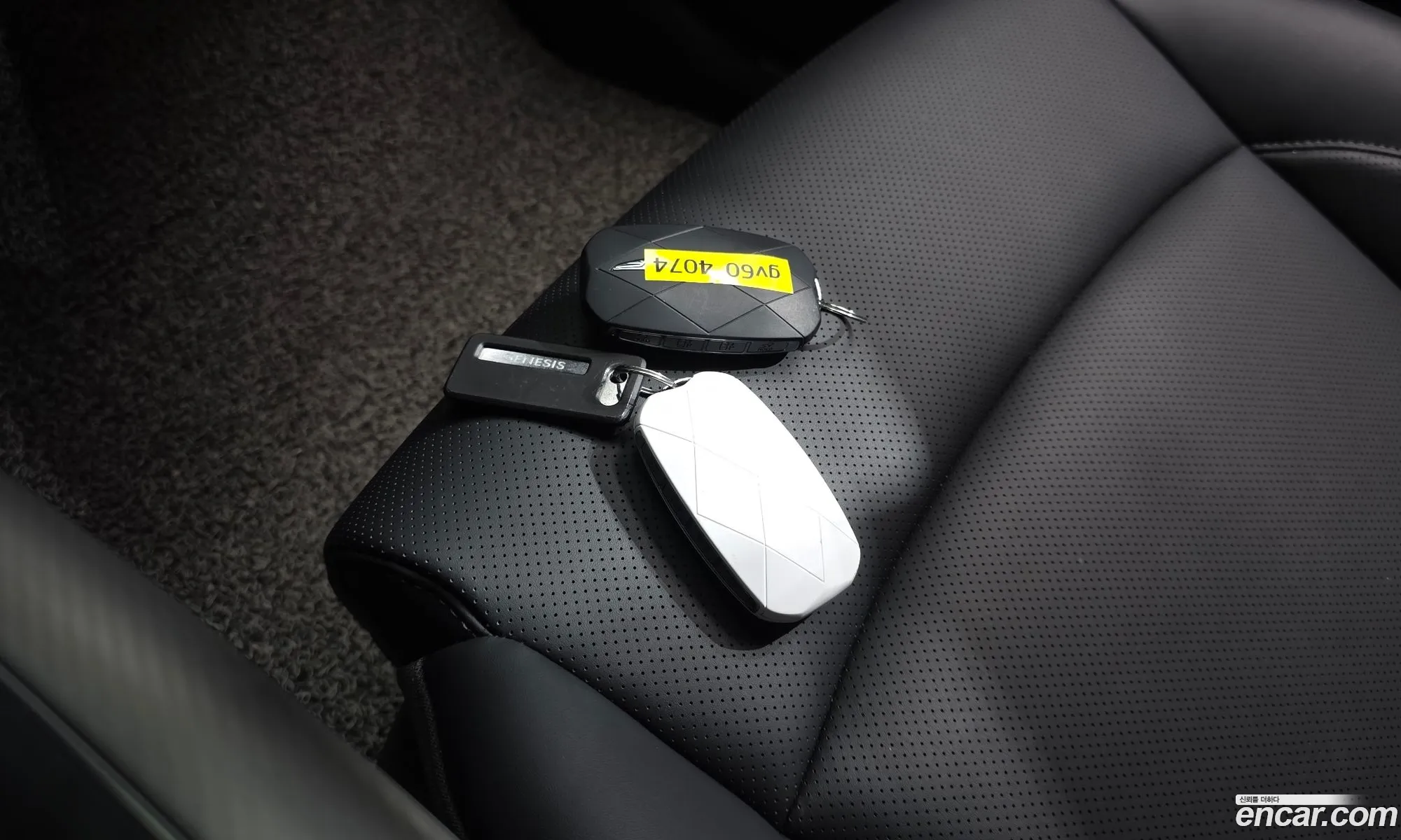 Genesis GV60 2022 — 13