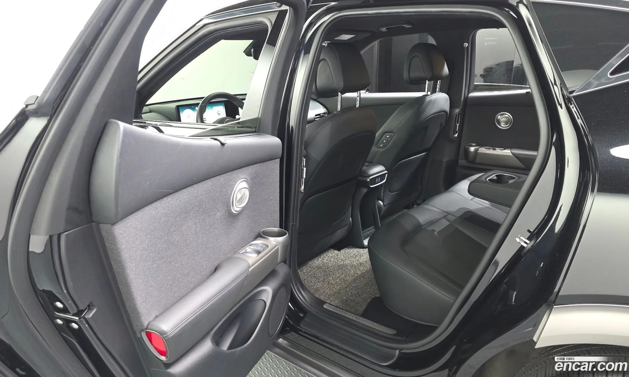 Genesis GV60 2022 — 22