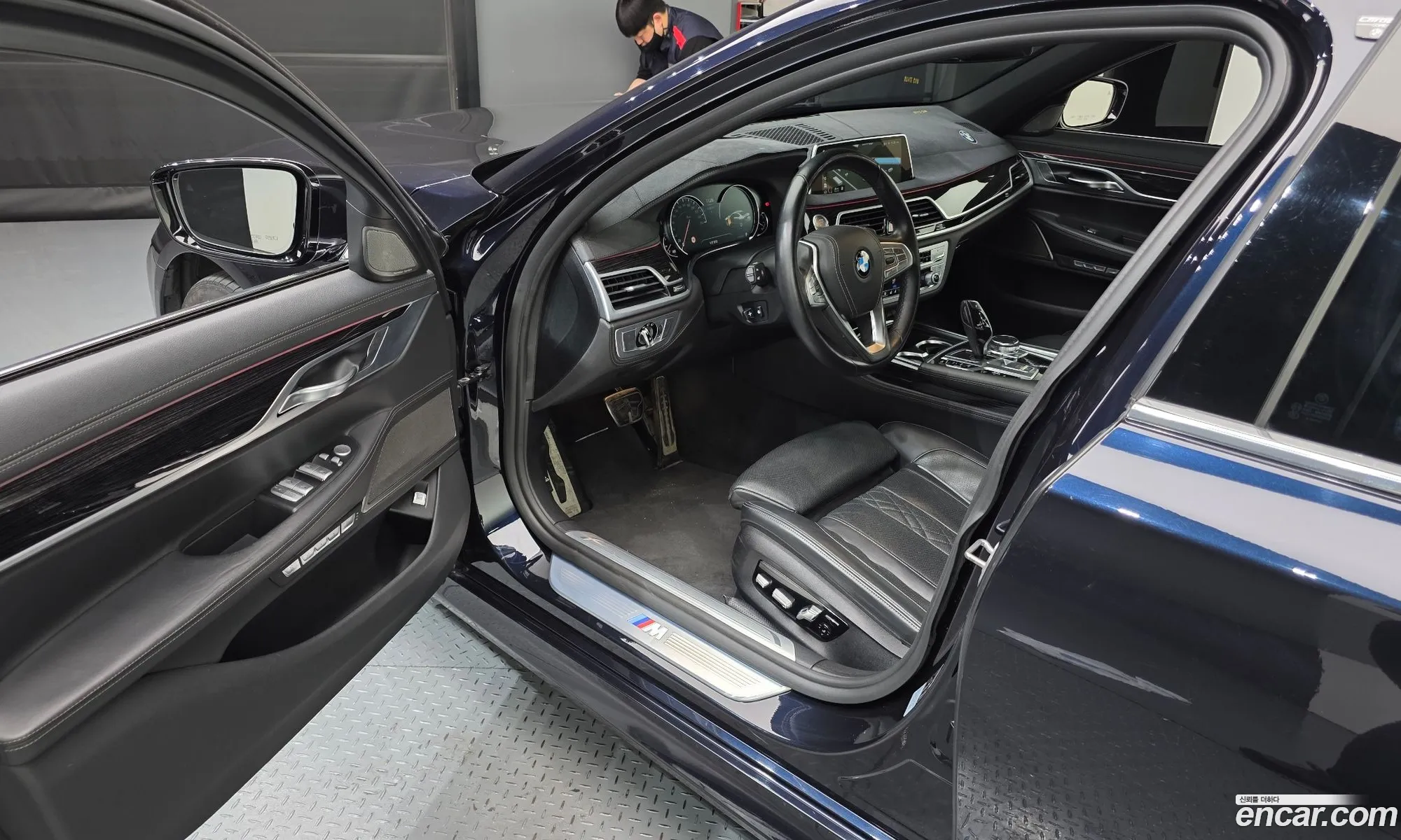BMW 7 Series 2018 — 13