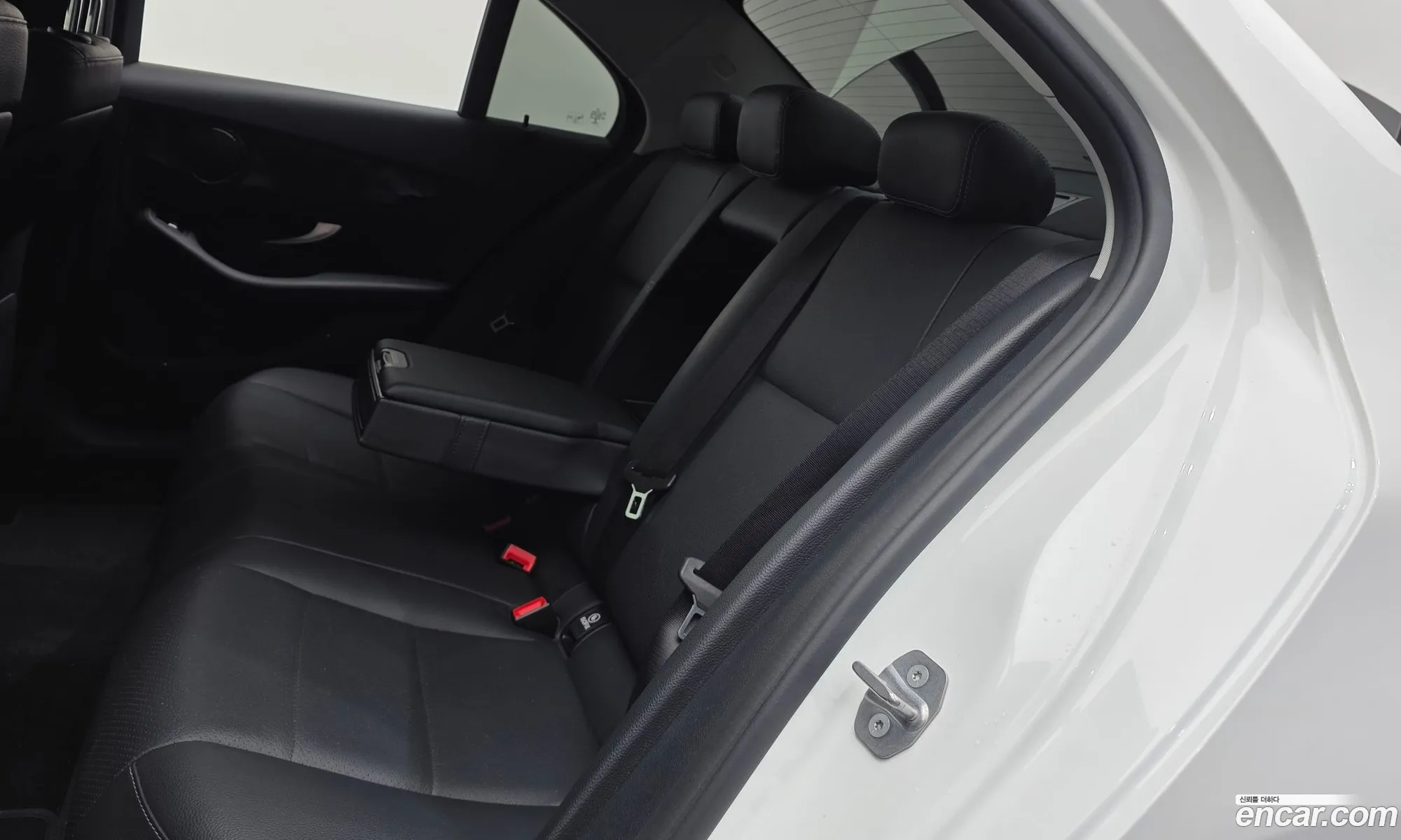 Mercedes-Benz C-Class W205 2019 — 8