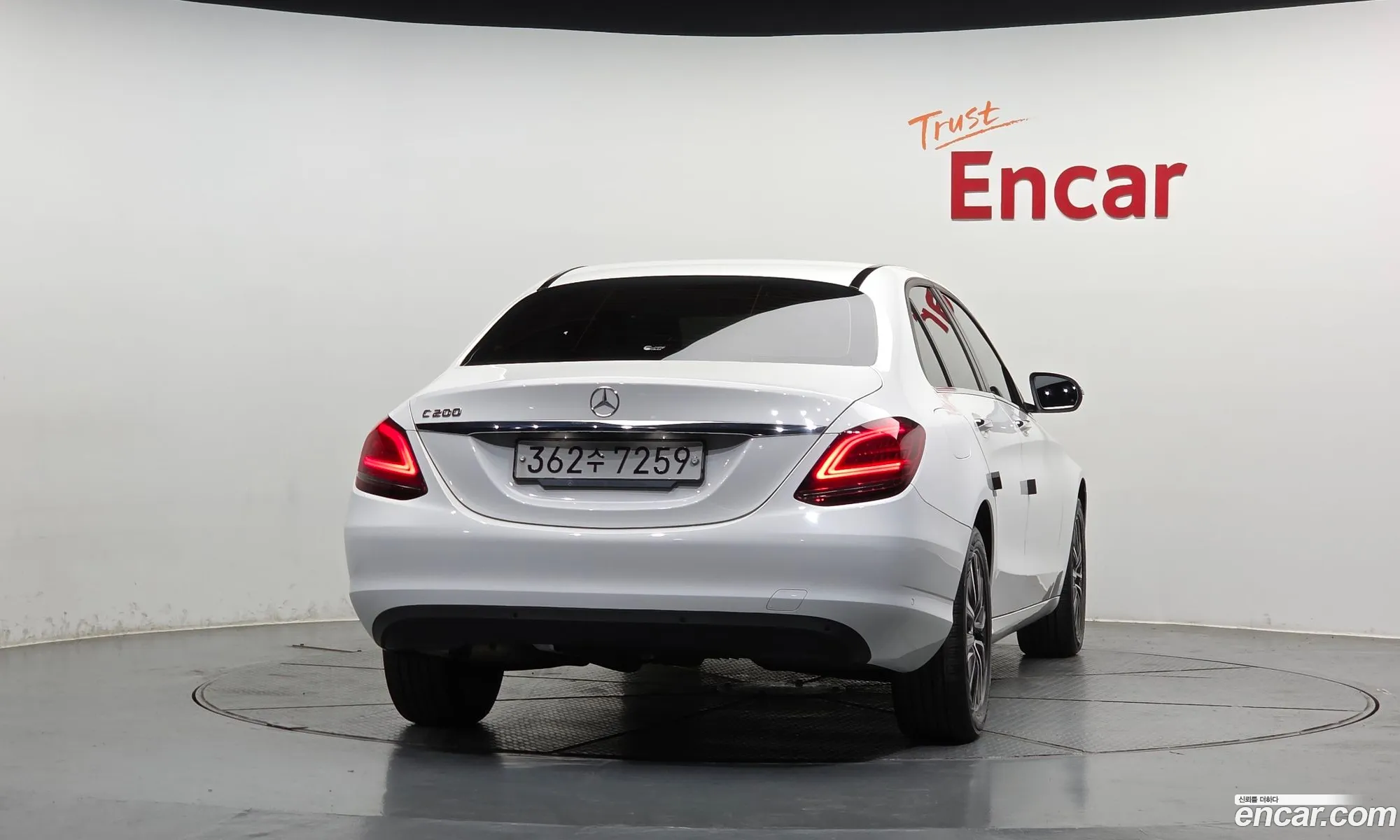 Mercedes-Benz C-Class W205 2019 — 11