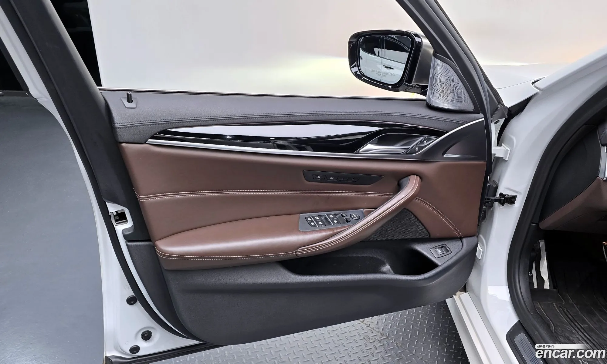 BMW 5 Series 2018 — 13