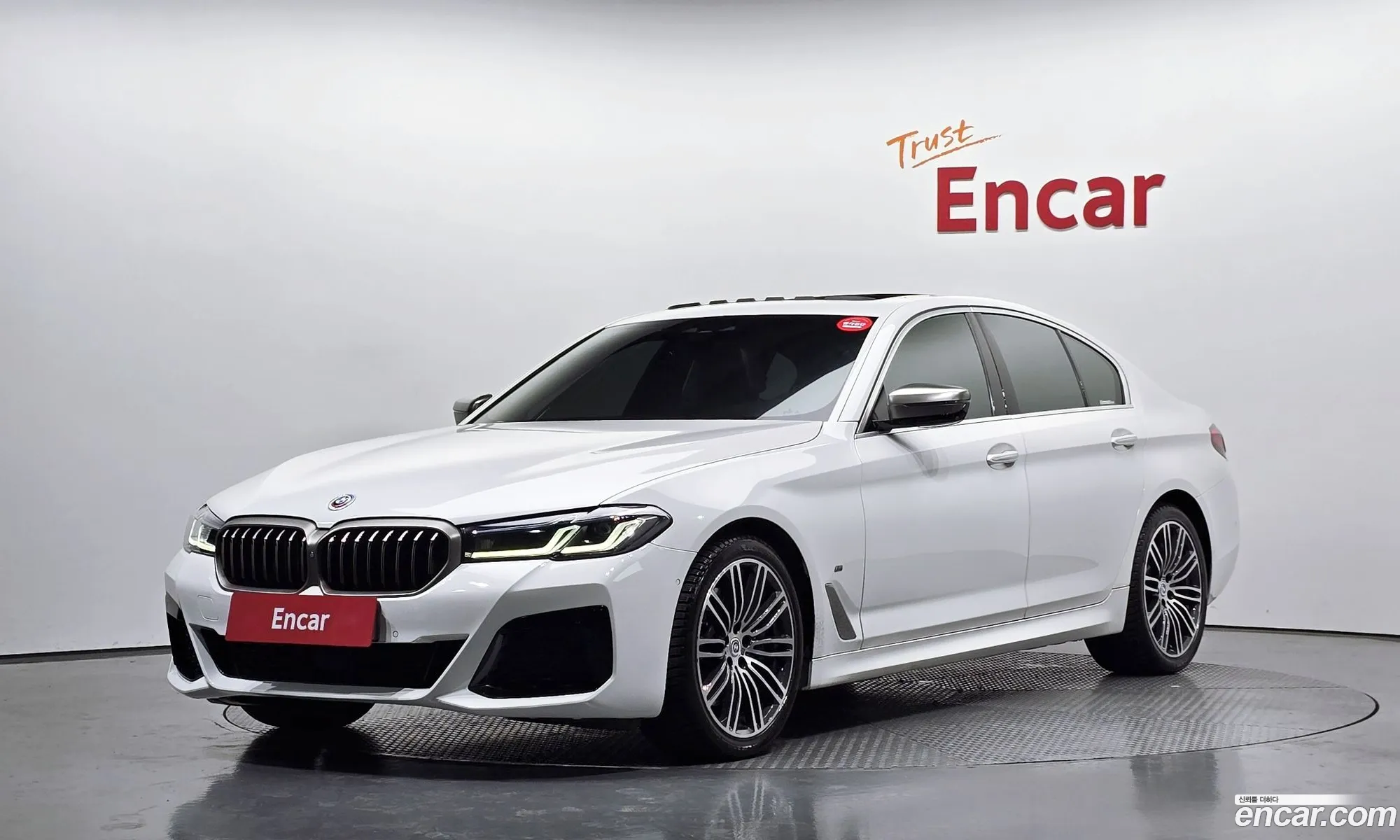 BMW 5 Series 2018 — 9