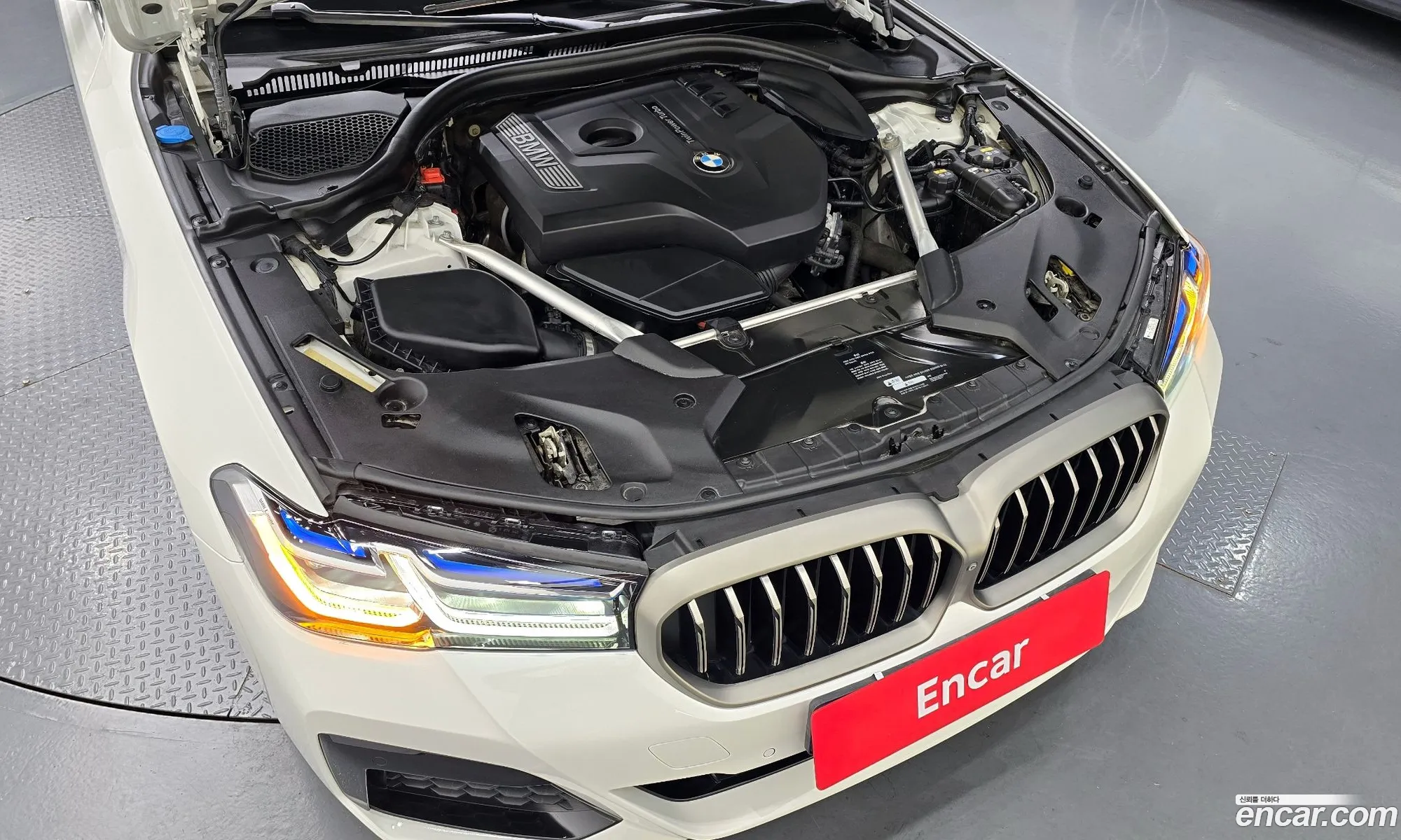 BMW 5 Series 2018 — 29