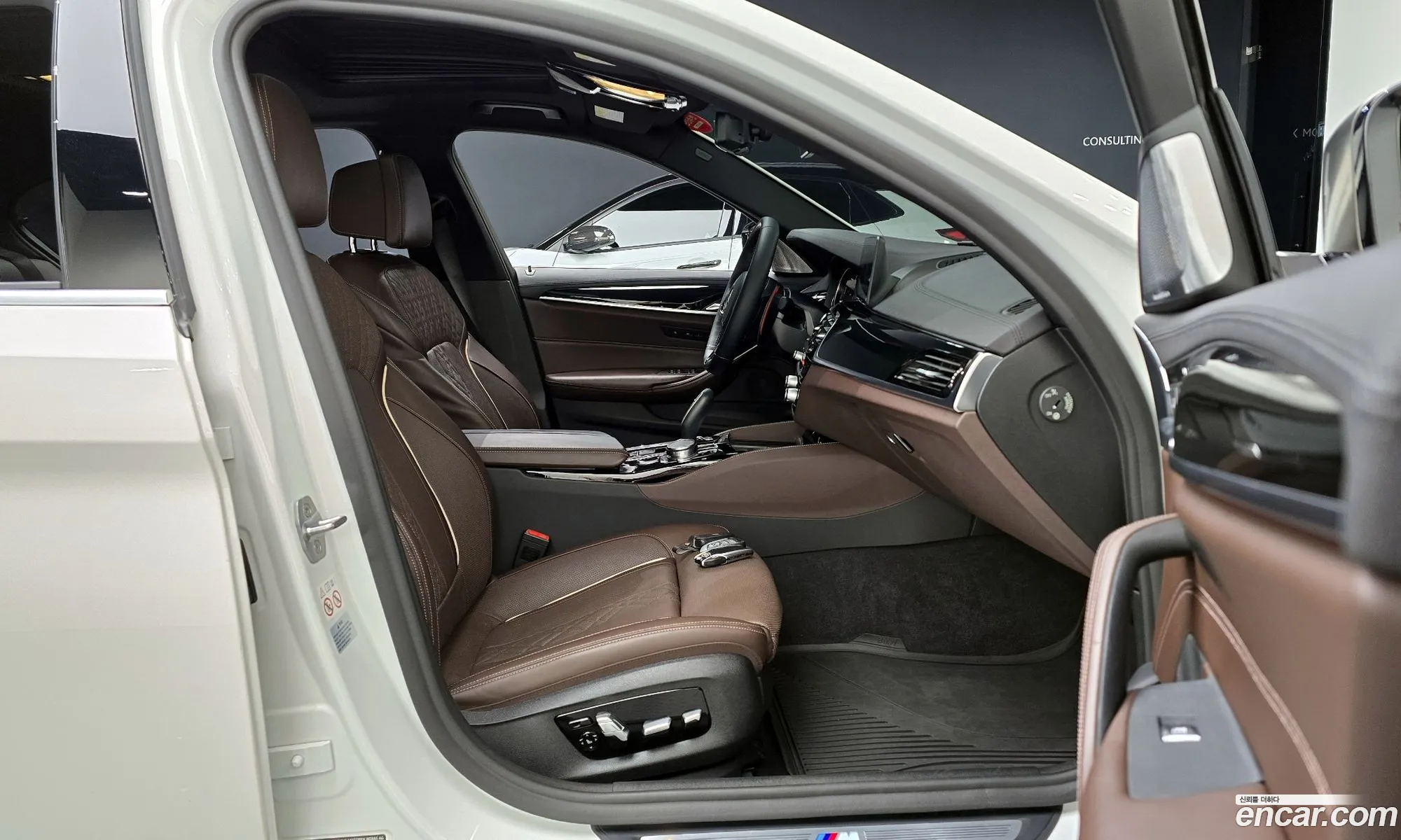 BMW 5 Series 2018 — 11