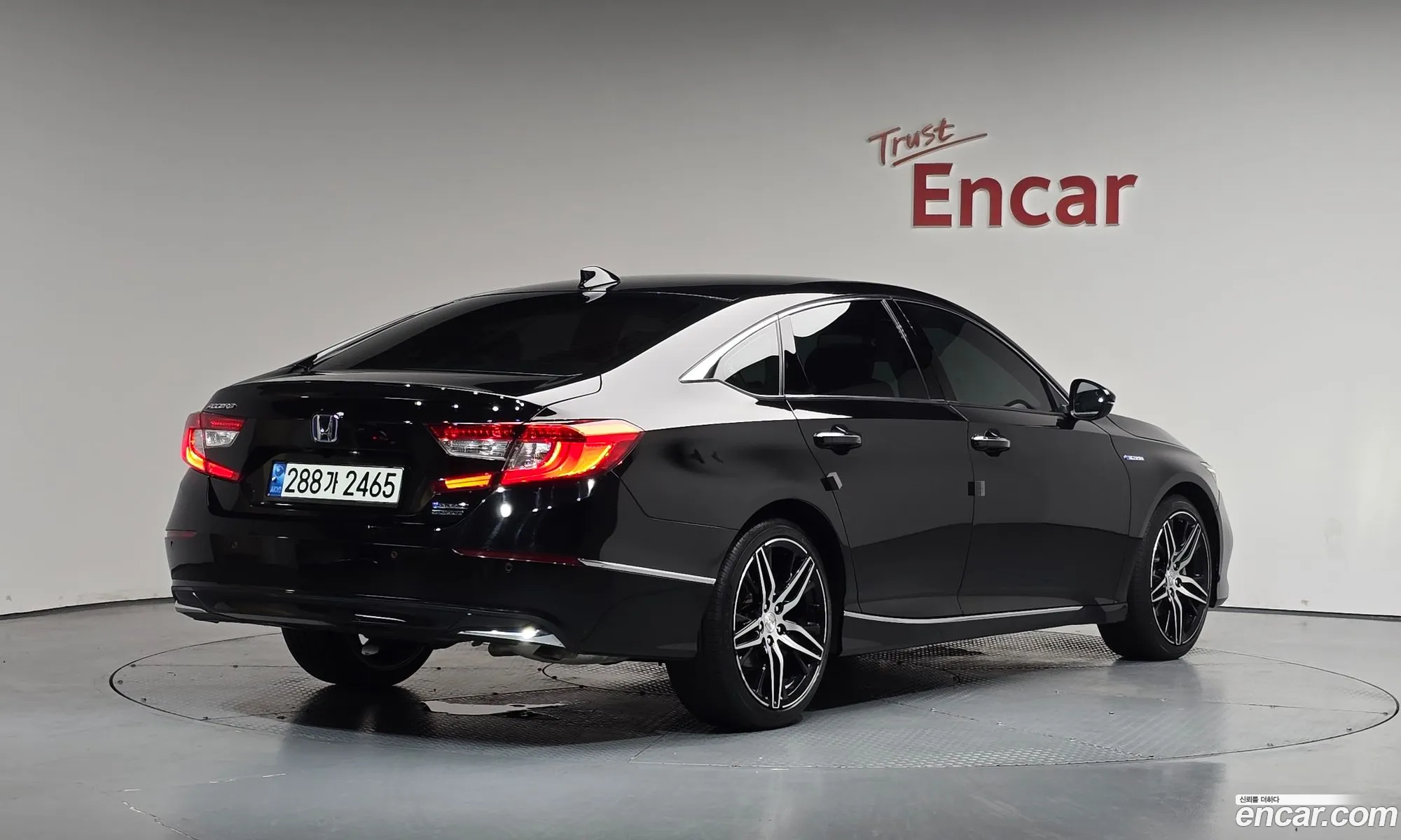 Honda Accord 10th Gen 2021 — 19