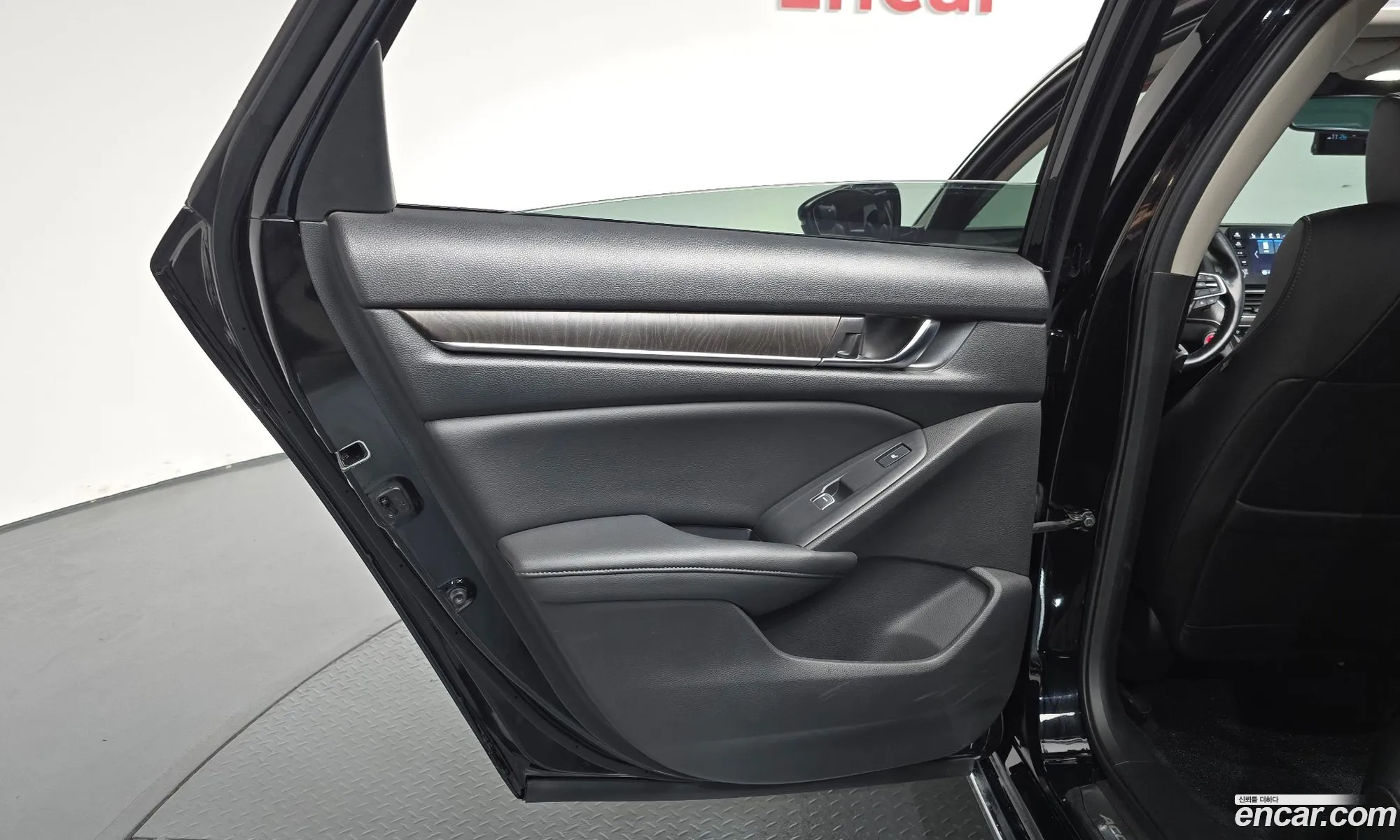 Honda Accord 10th Gen 2021 — 25