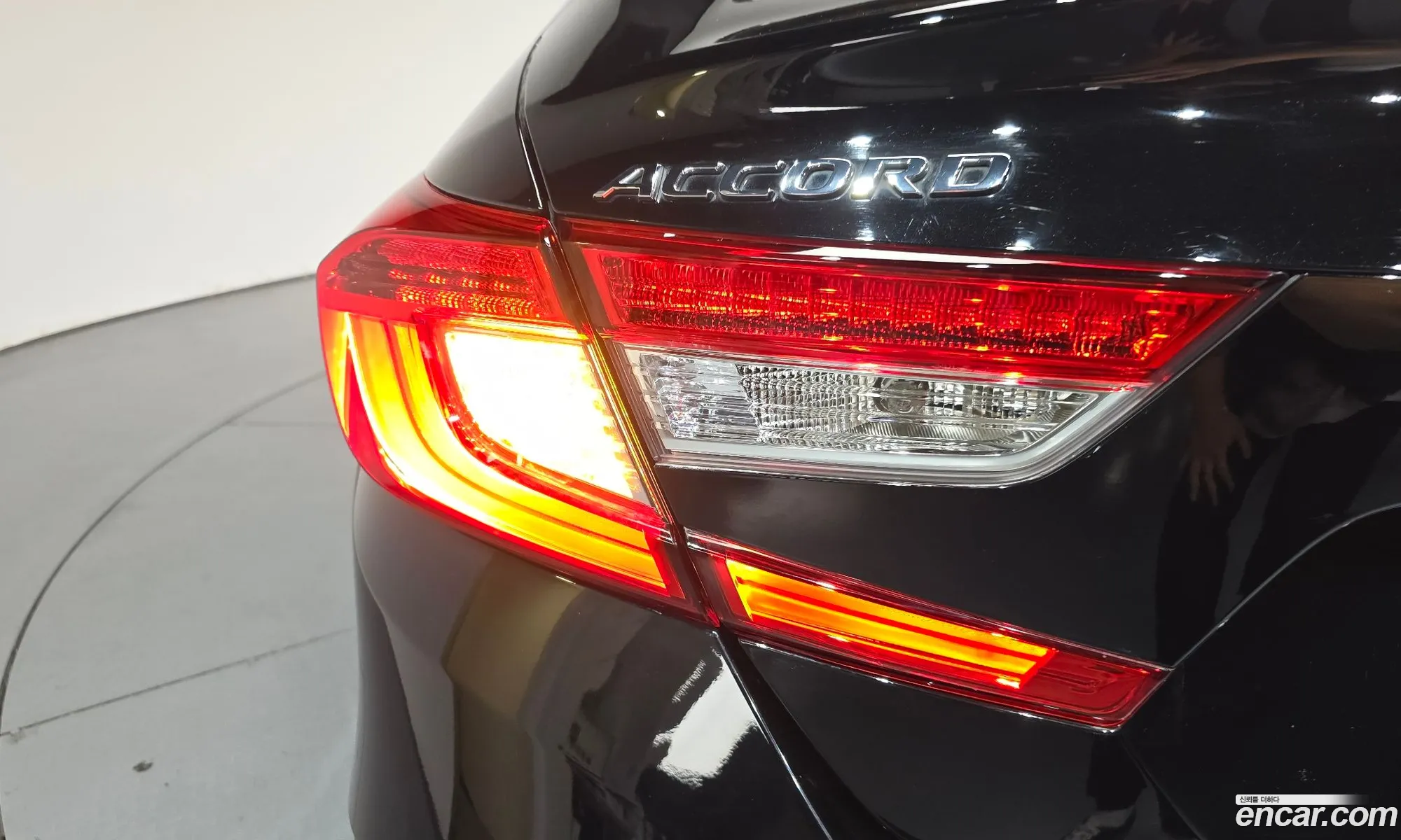 Honda Accord 10th Gen 2021 — 18