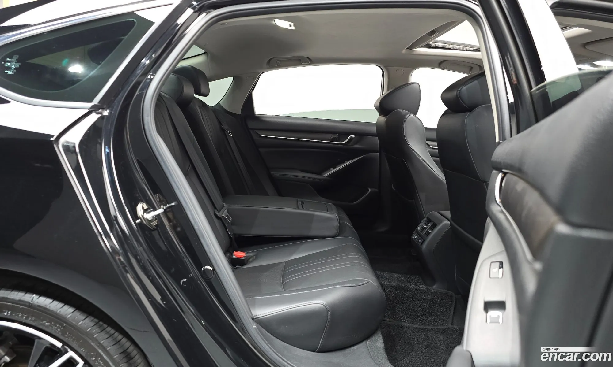 Honda Accord 10th Gen 2021 — 14