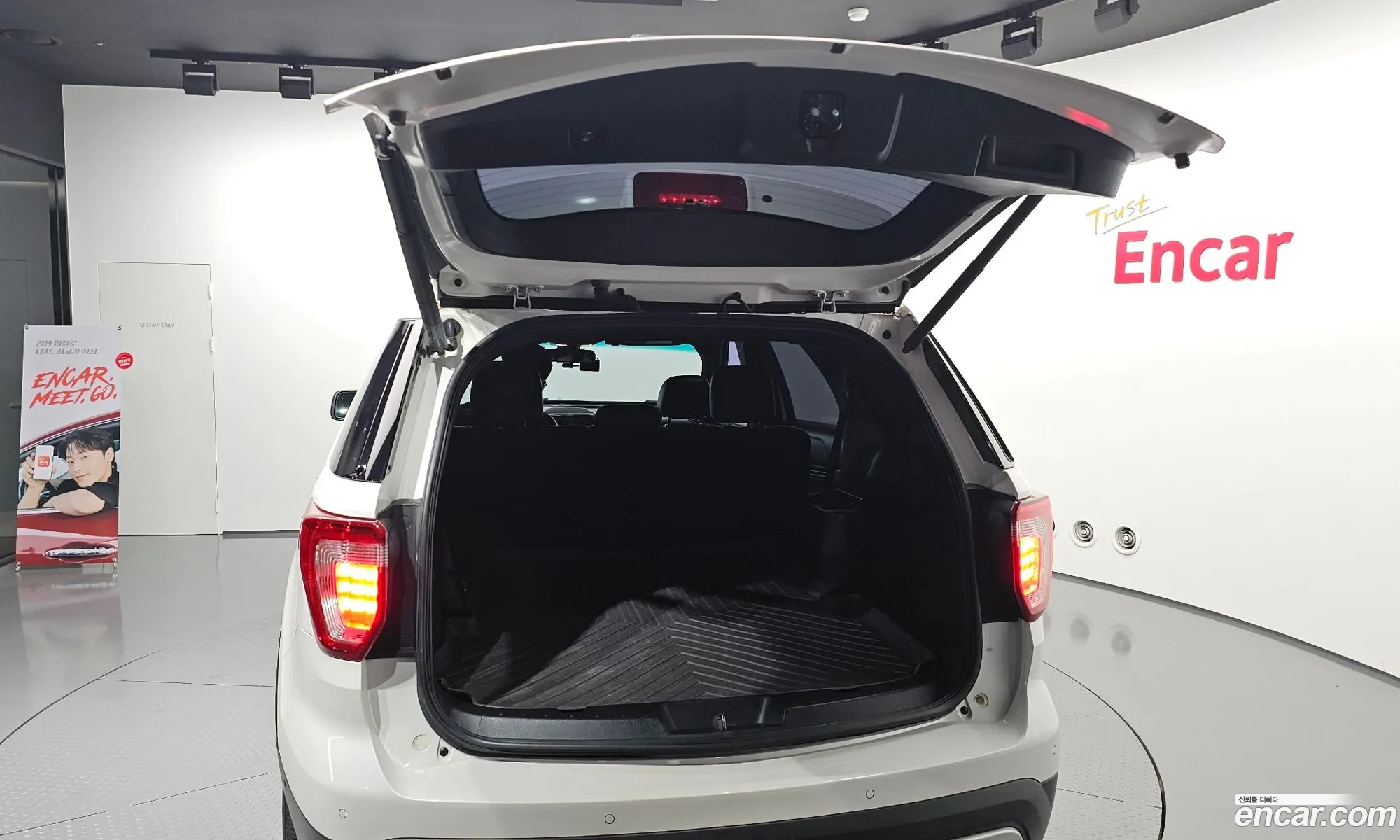 Ford Explorer 2016 1FM5K8FH5GGC78451 — 15