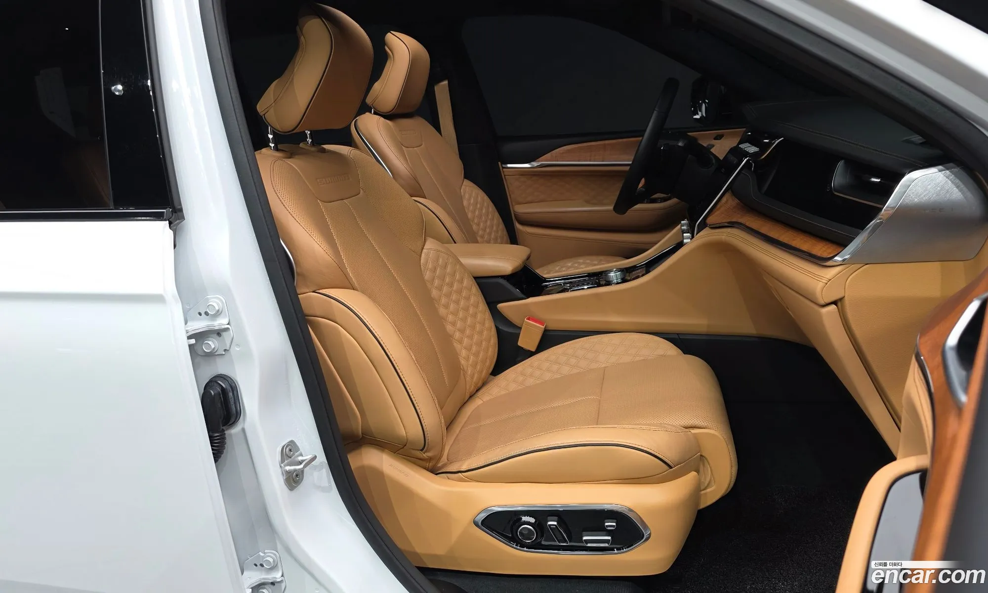 Jeep Grand Cherokee 2023 — 16