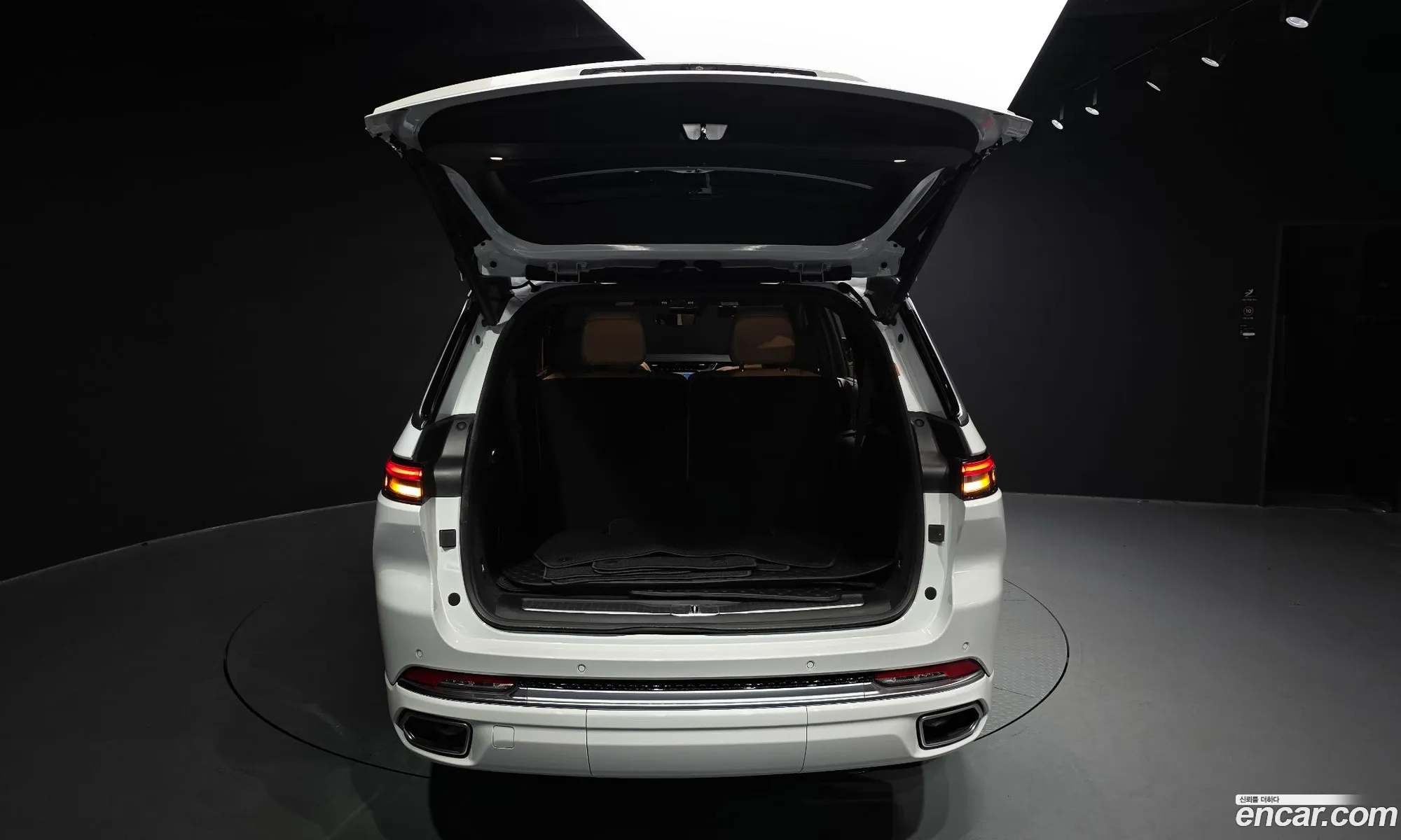 Jeep Grand Cherokee 2023 — 21