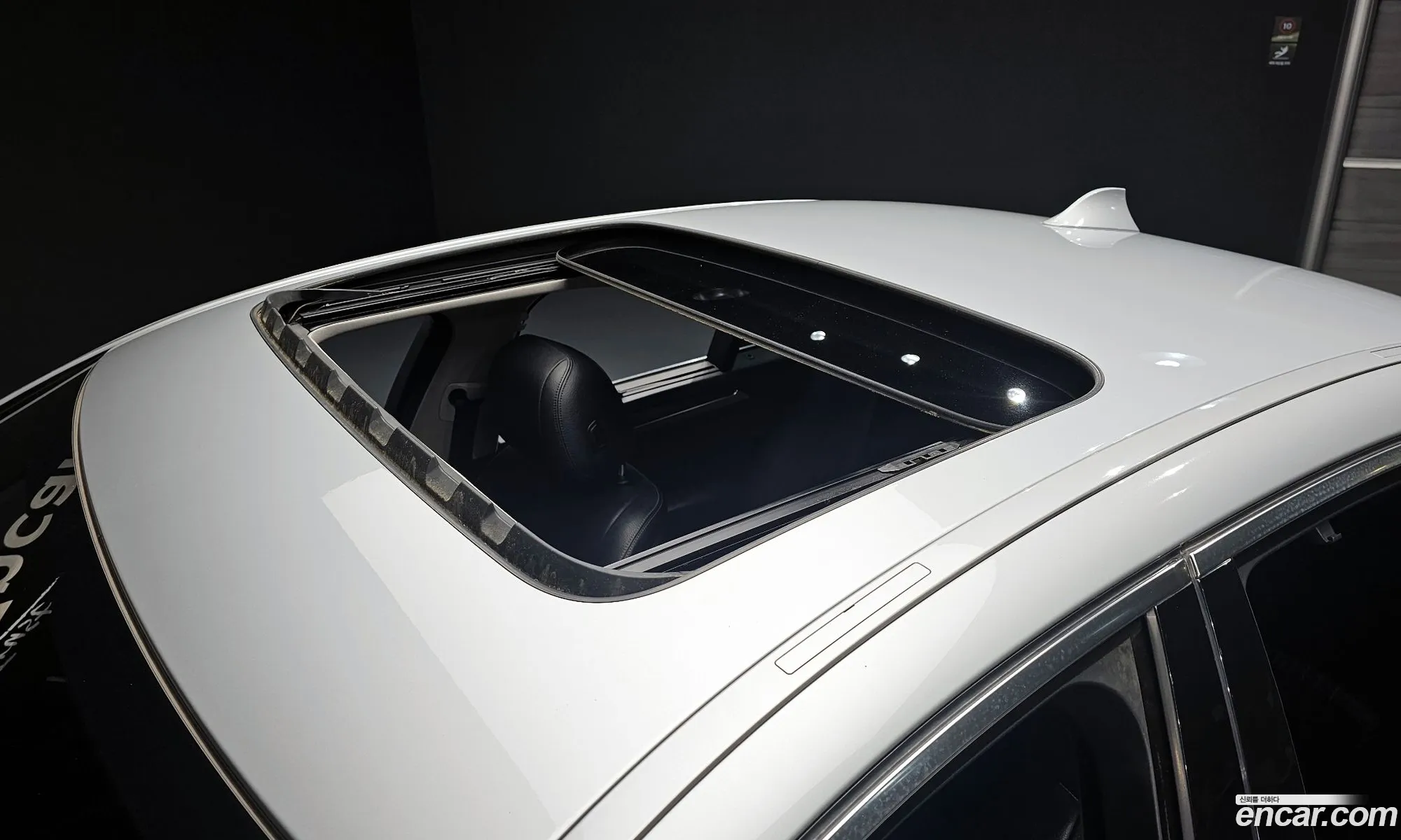 BMW 5 Series 2014 WBA5A7108ED815571 — 12