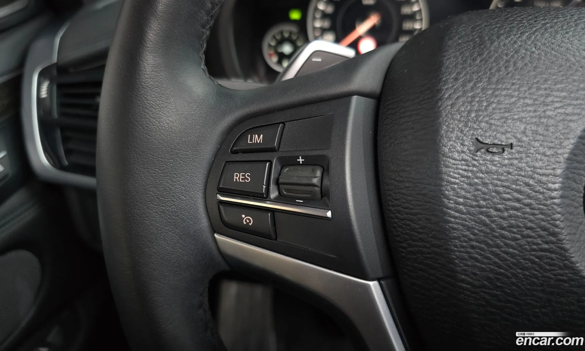 BMW X6 2016 WBAKV2101G0R27987 — 20