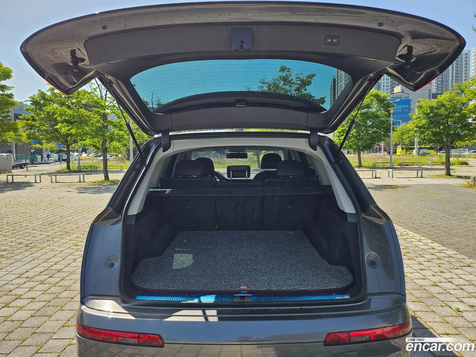 Audi Q7 2019 — 3