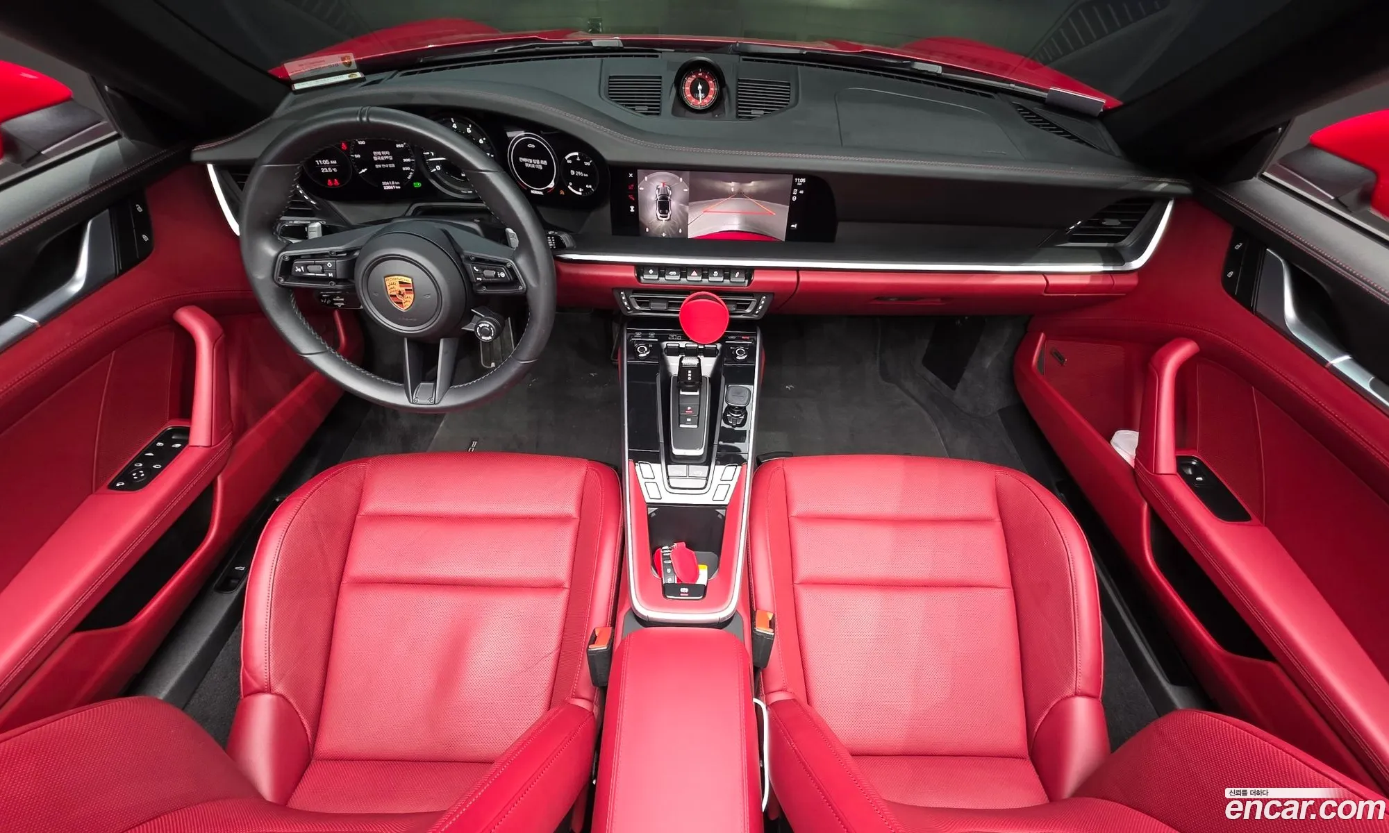 Porsche 911 2022 — 10