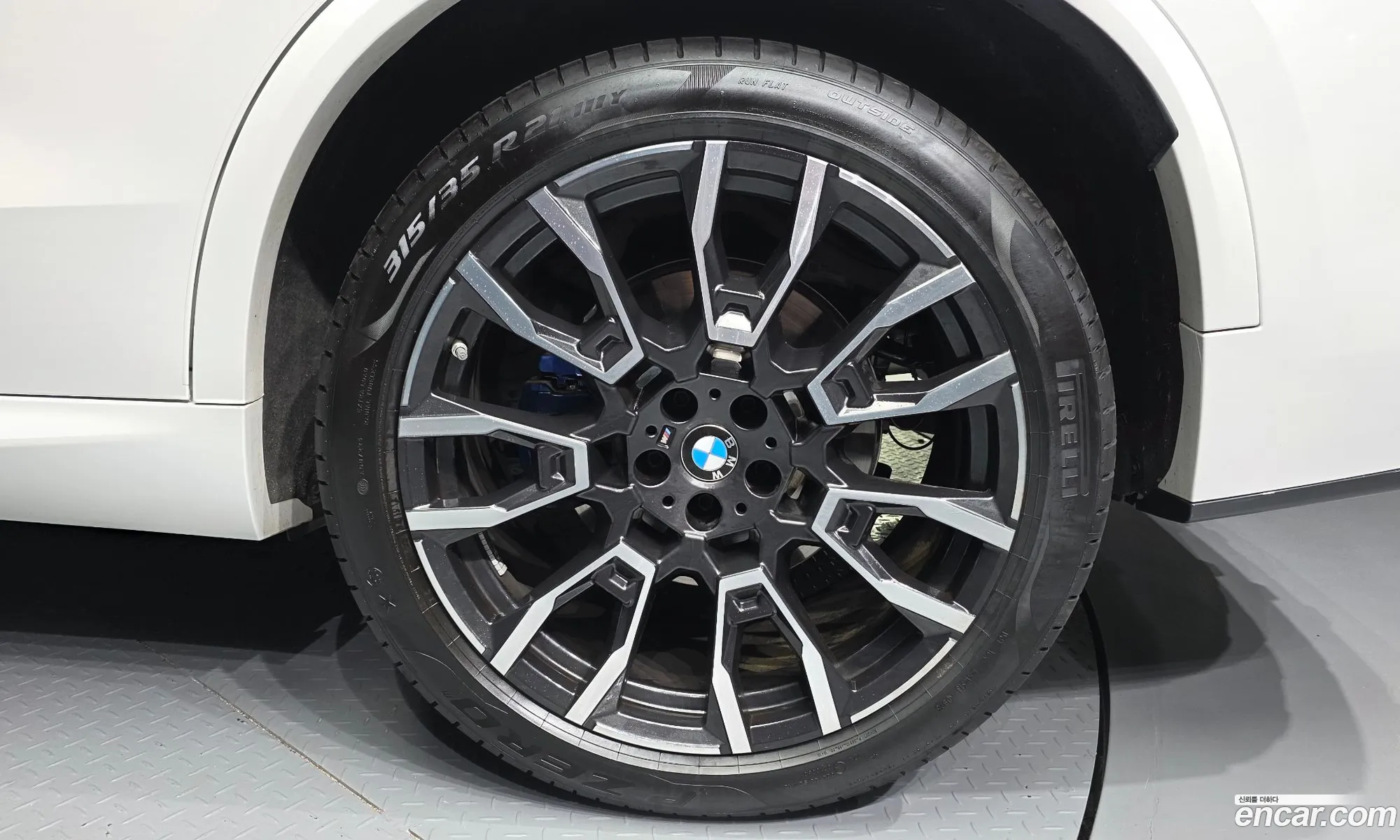 BMW X5 2025 WBA21EU02S9041027 — 30