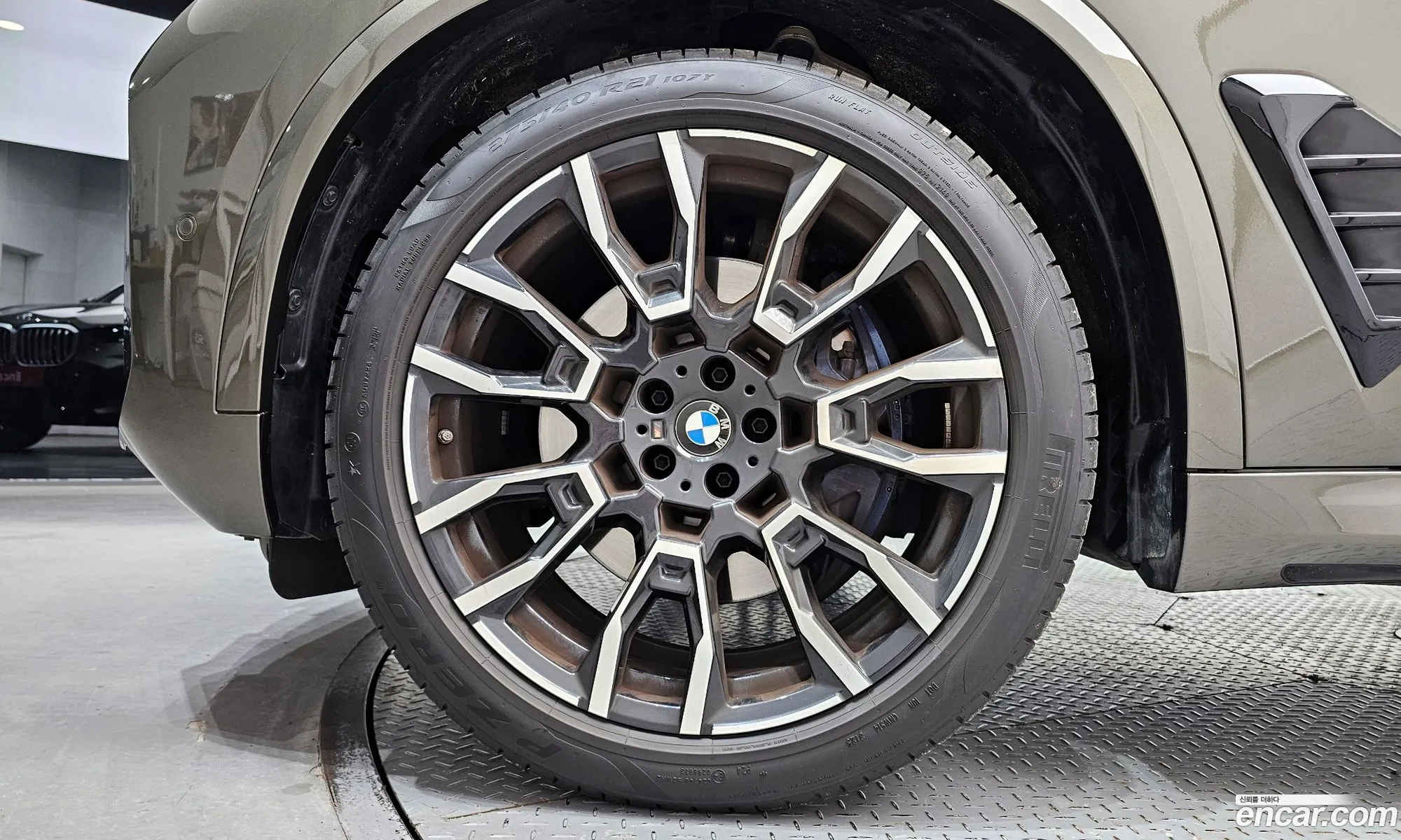 BMW X5 2025 WBA11EV01T9175135 — 29