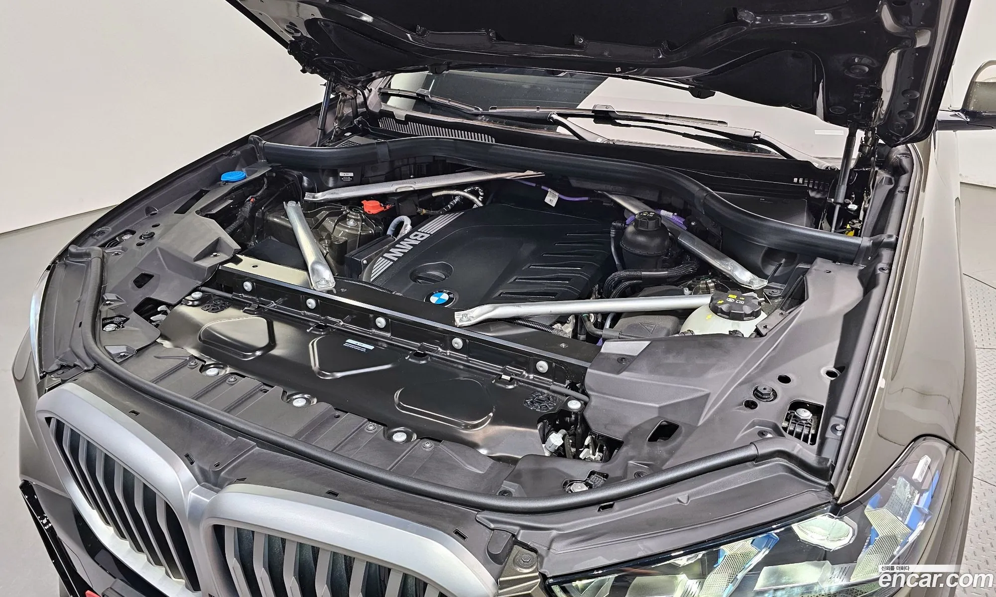 BMW X5 2025 WBA11EV01T9175135 — 9