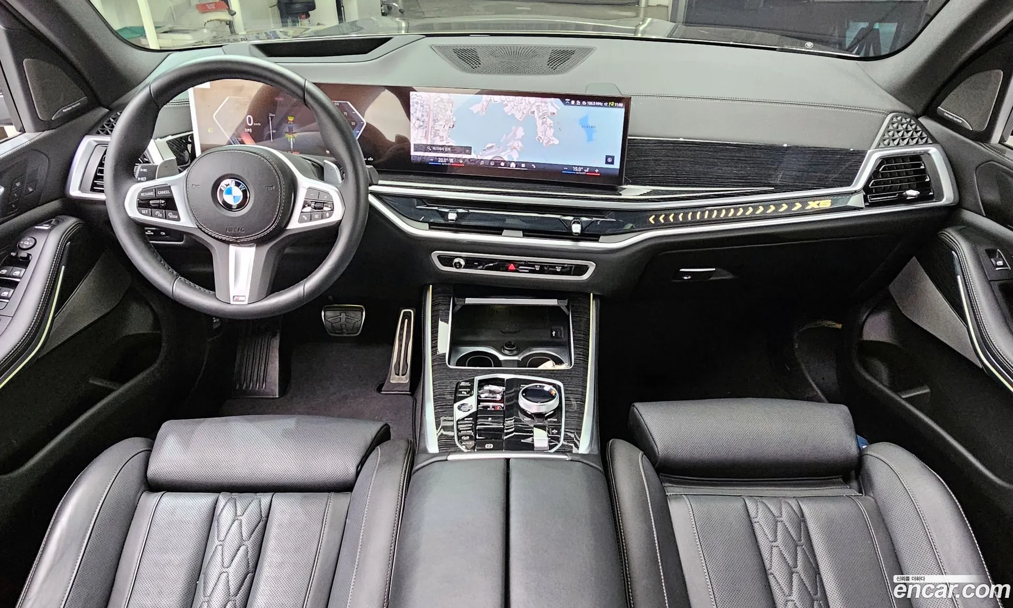 BMW X5 2025 WBA11EV01T9175135 — 24