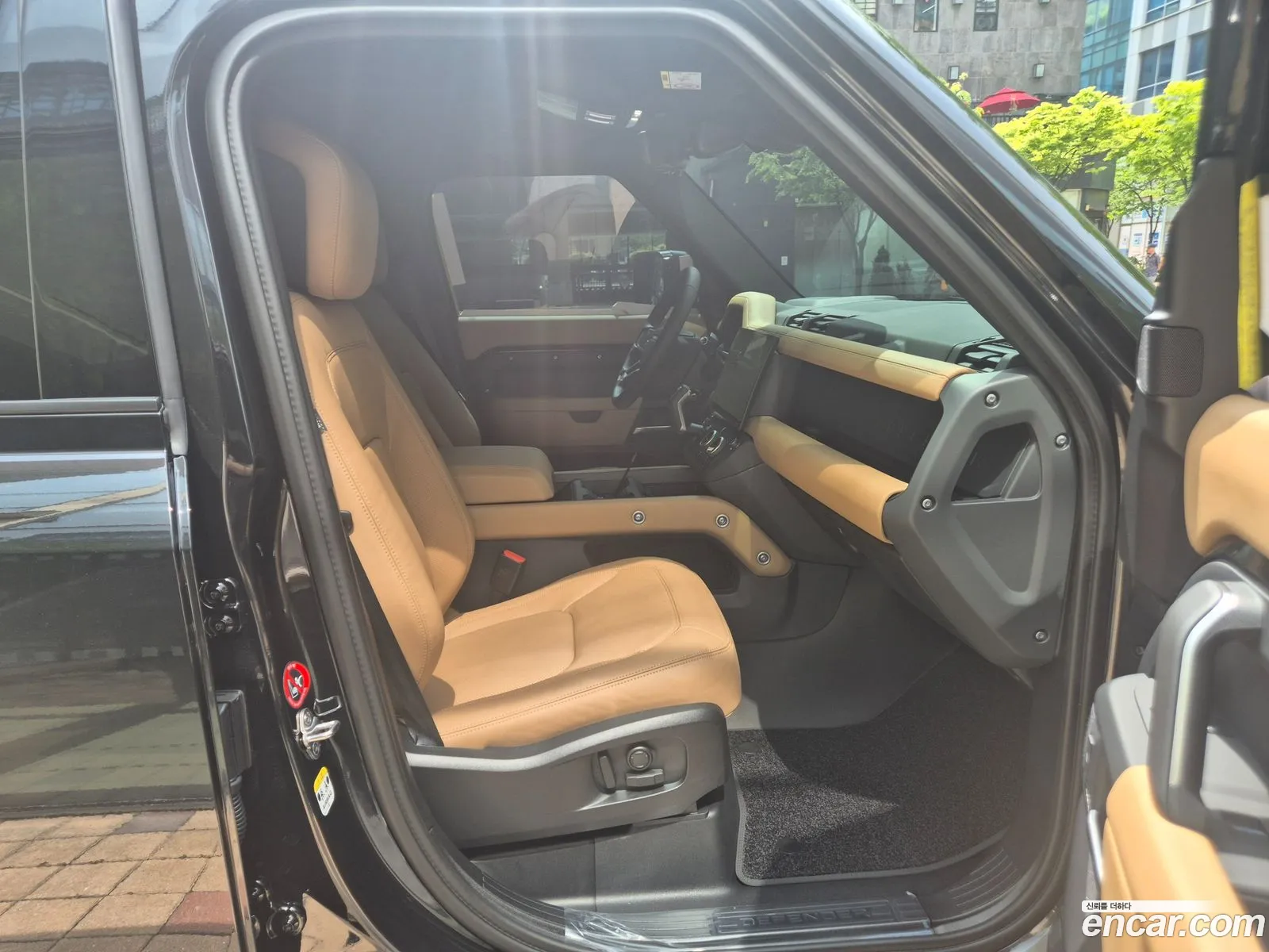 Land Rover Defender 2026 — 19
