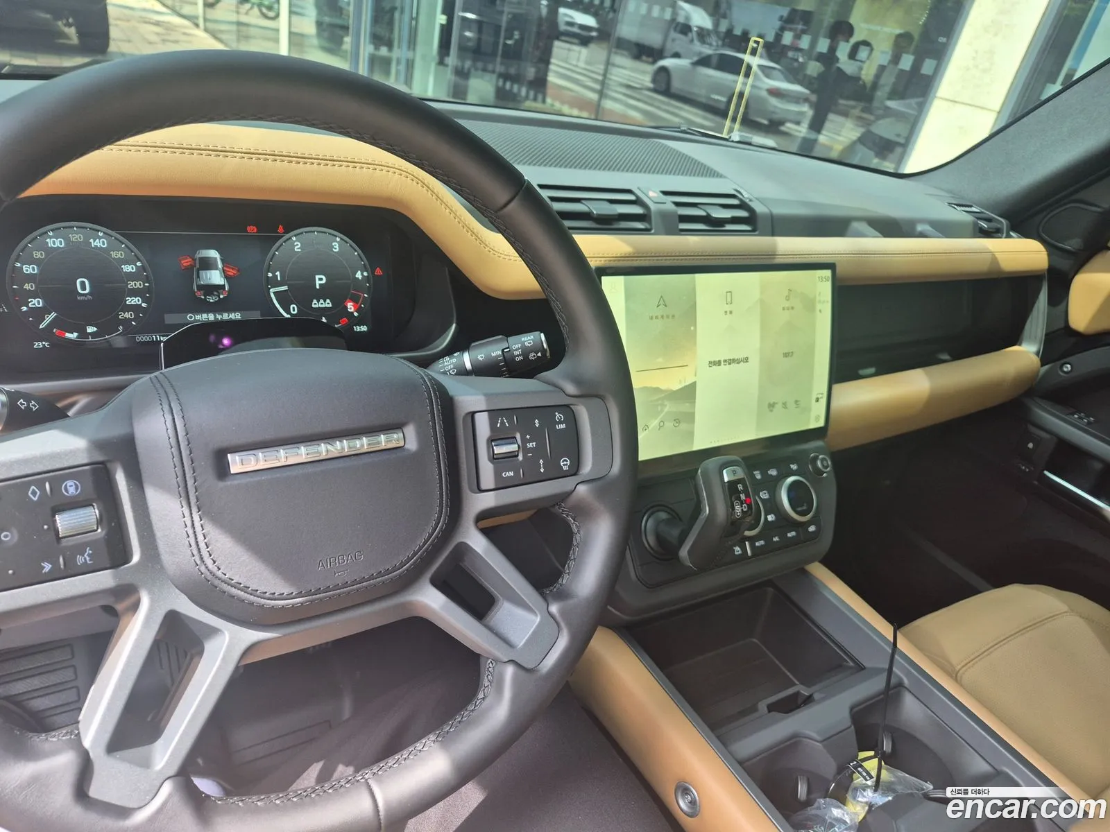 Land Rover Defender 2026 — 14