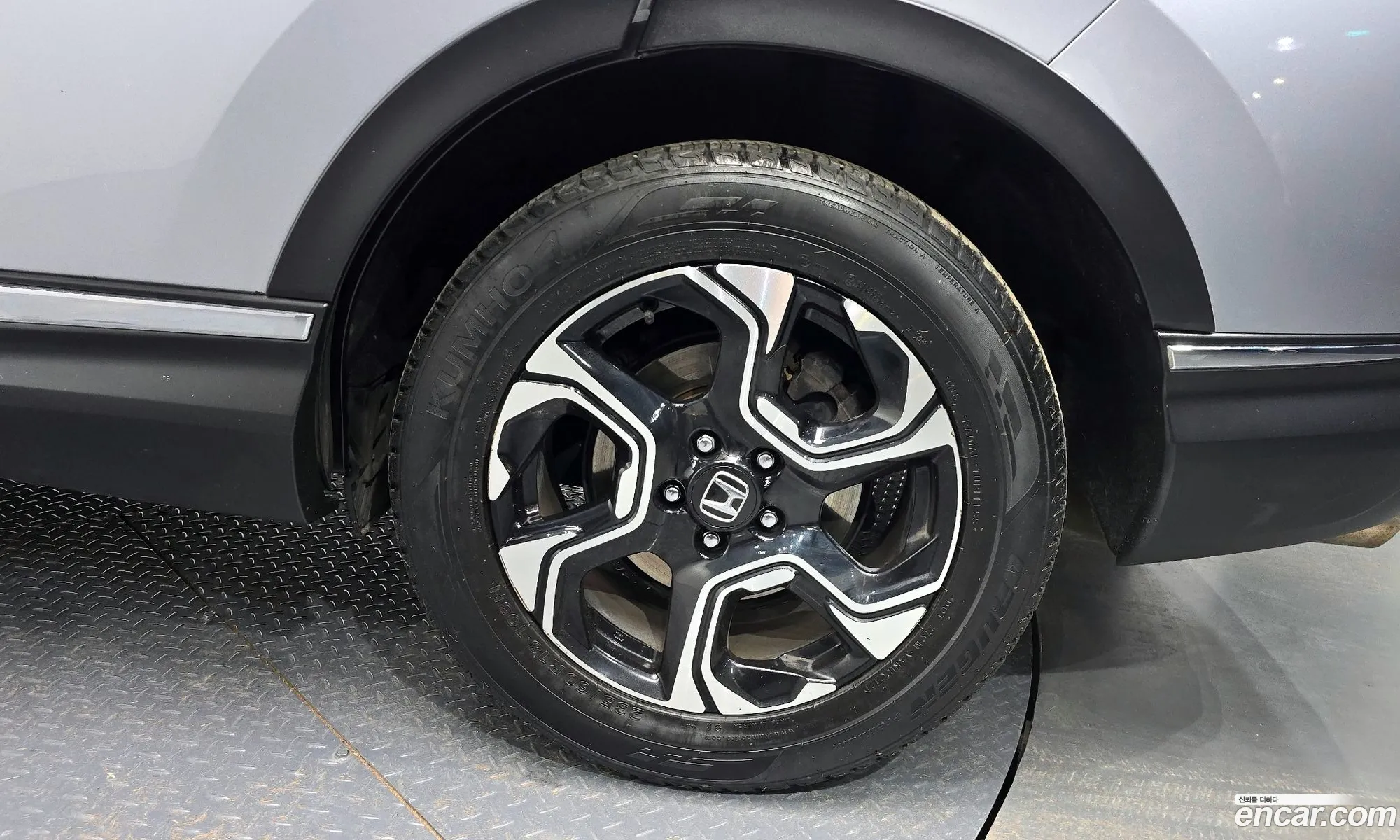 Honda CR-V 2017 5J6RW2890HL521698 — 8