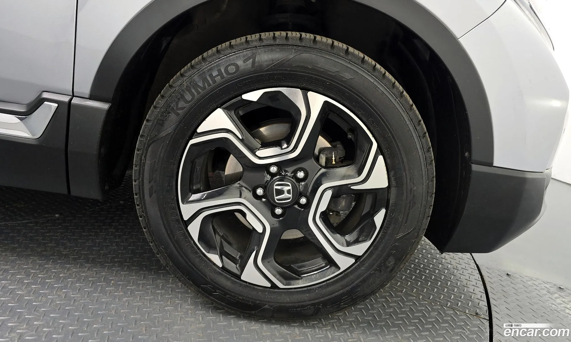 Honda CR-V 2017 5J6RW2890HL521698 — 18