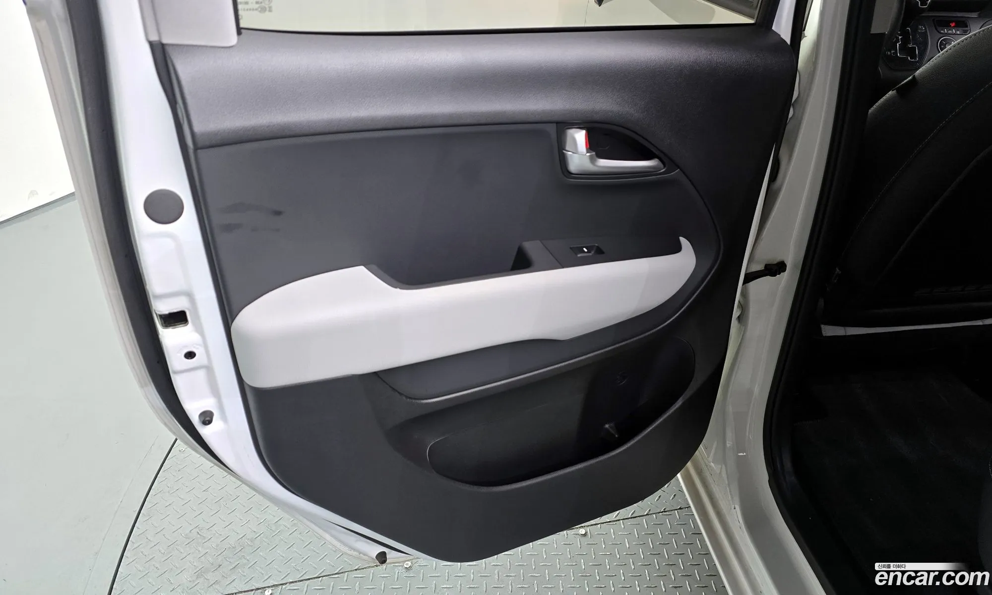 Kia Kia Ray 2024 — 14