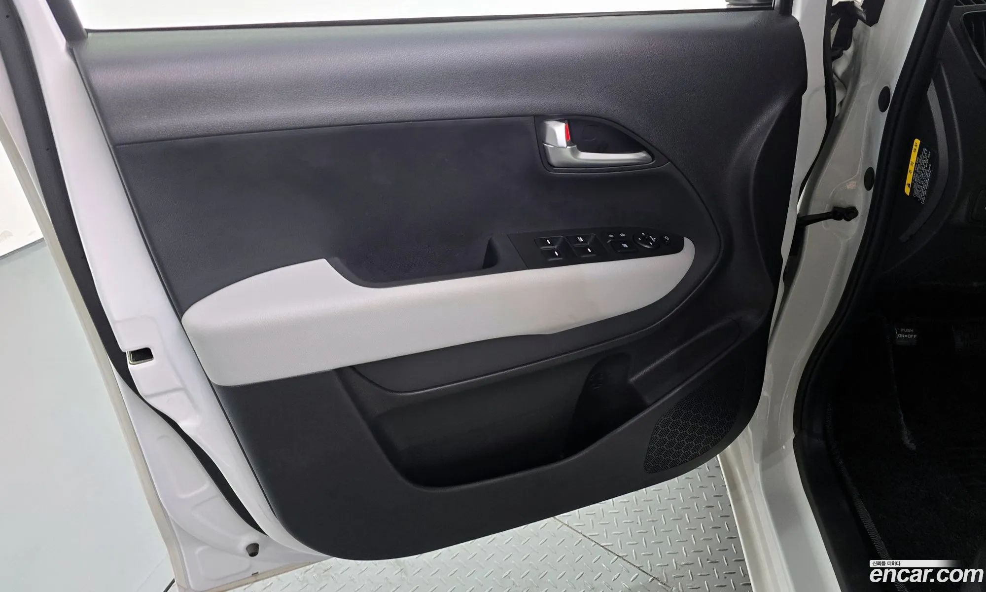 Kia Kia Ray 2024 — 6