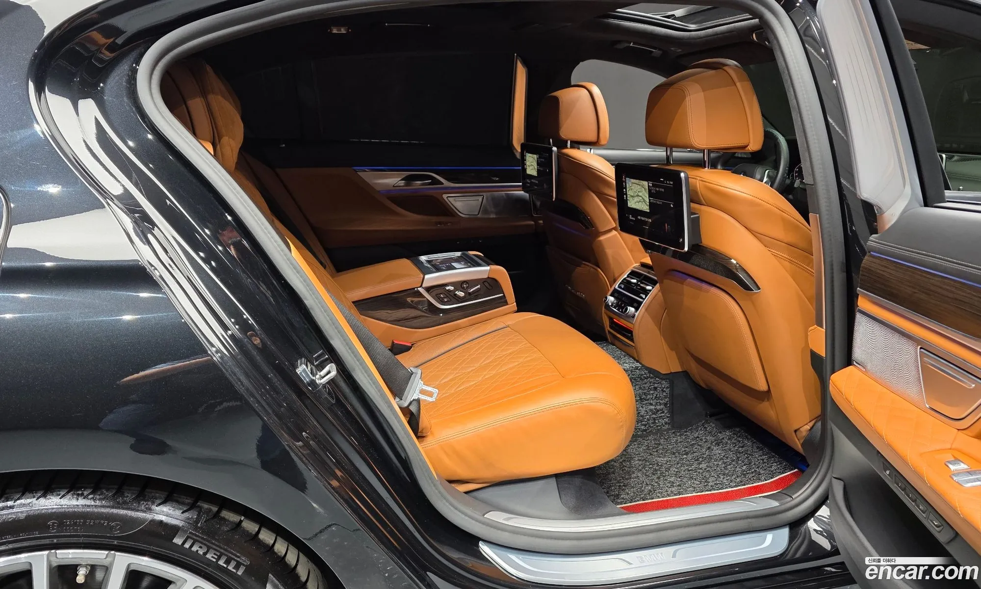 BMW 7 Series 2021 — 10