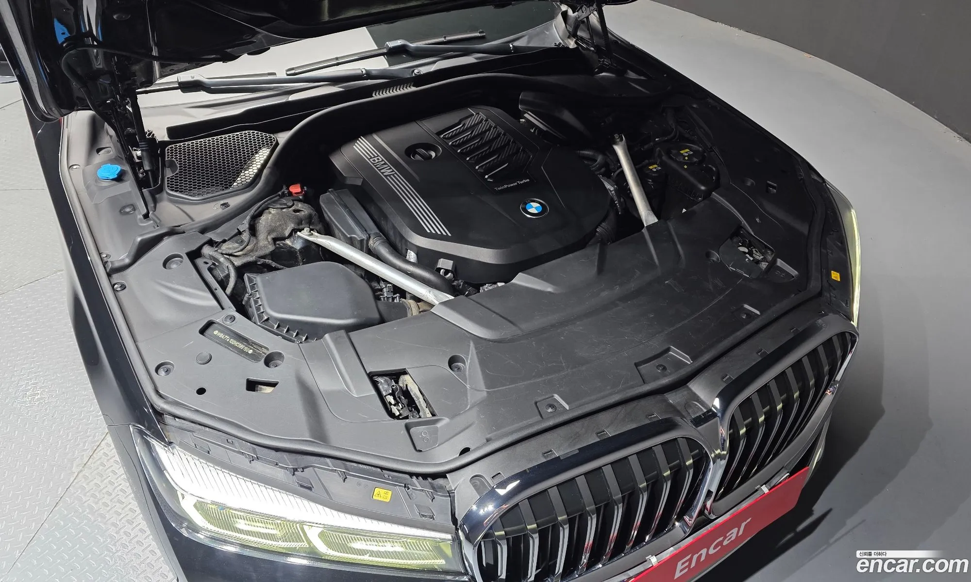 BMW 7 Series 2021 — 16