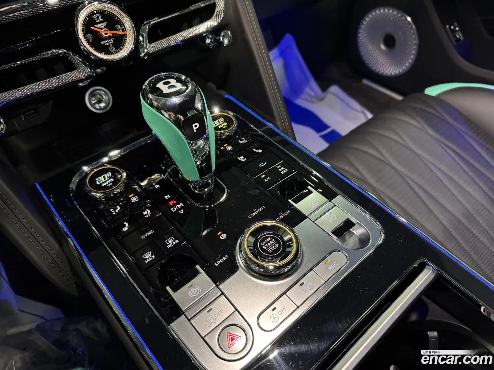 Bentley Flying Spur 2023 — 16