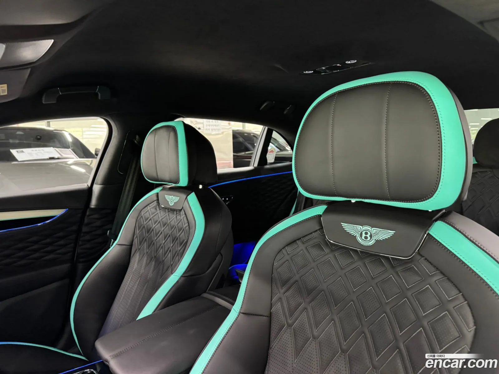 Bentley Flying Spur 2023 — 14