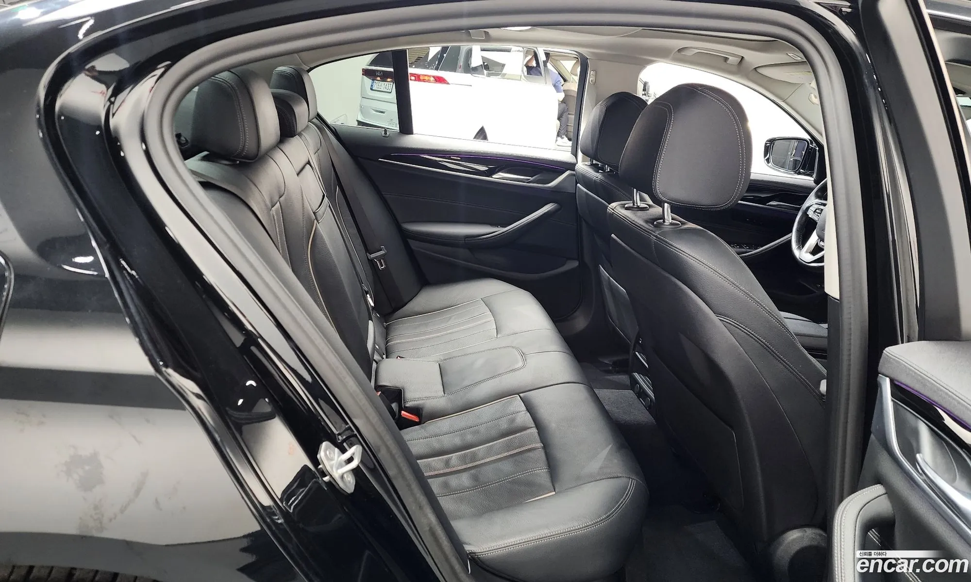 BMW 5 Series 2019 WBAJK7106KBP75087 — 20