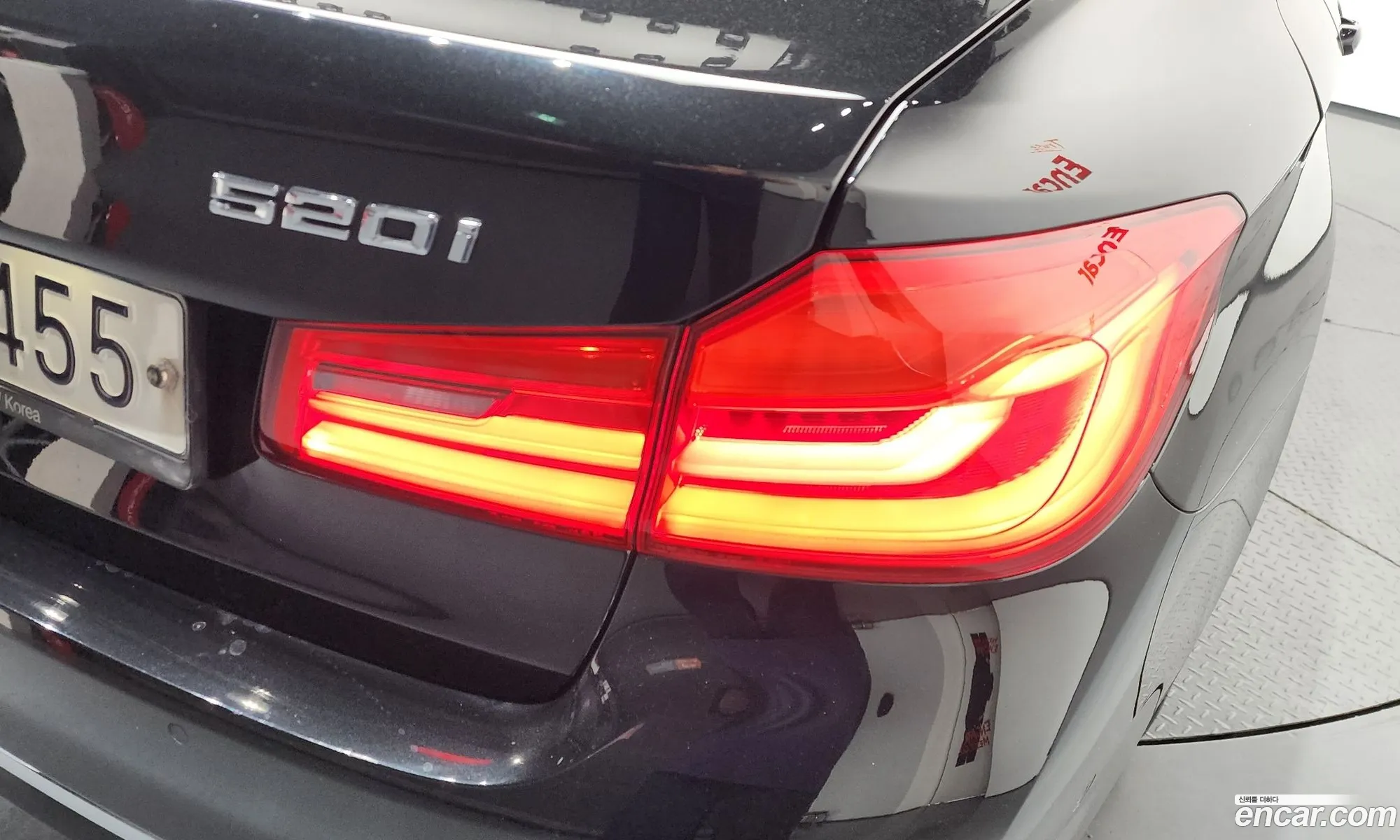BMW 5 Series 2019 WBAJK7106KBP75087 — 27
