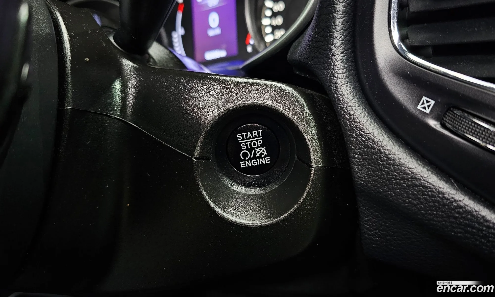Jeep Compass 2018 3C4NJDBBXJT396578 — 12