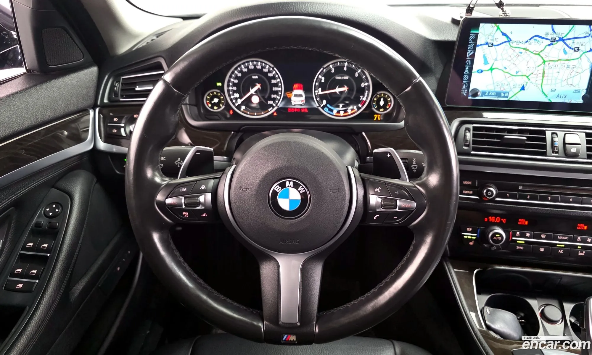 BMW 5 Series 2016 — 7