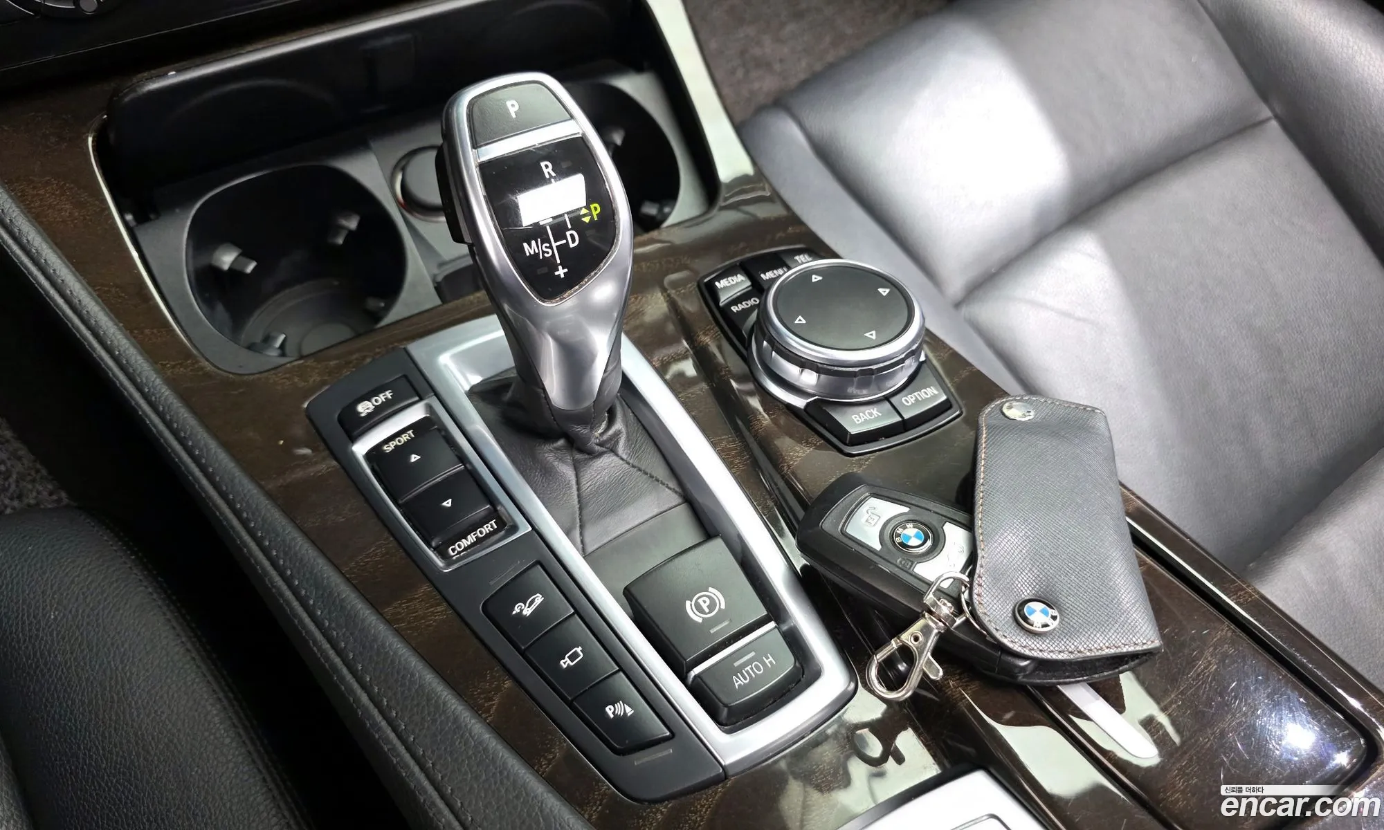 BMW 5 Series 2016 — 18