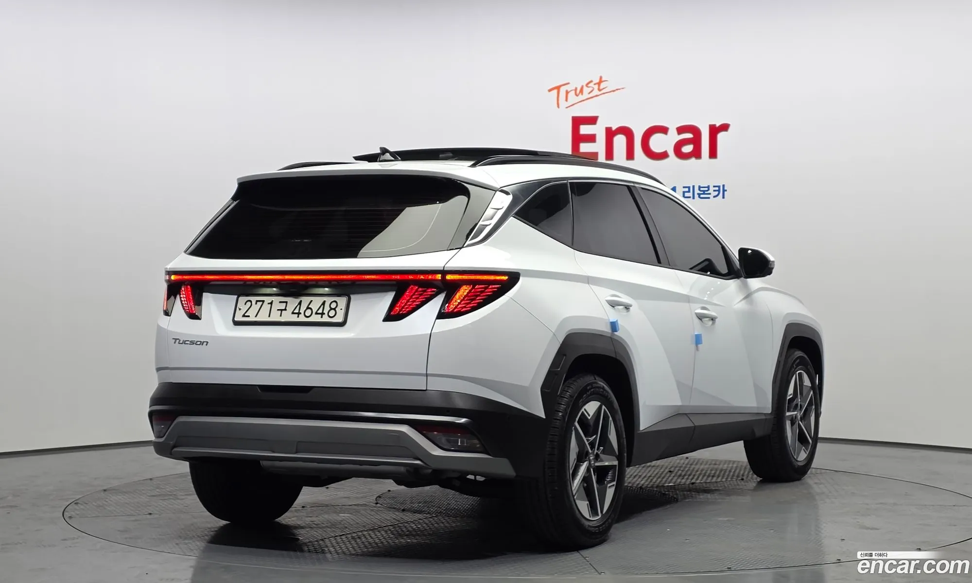 Hyundai Tucson Hybrid 2025 — 36