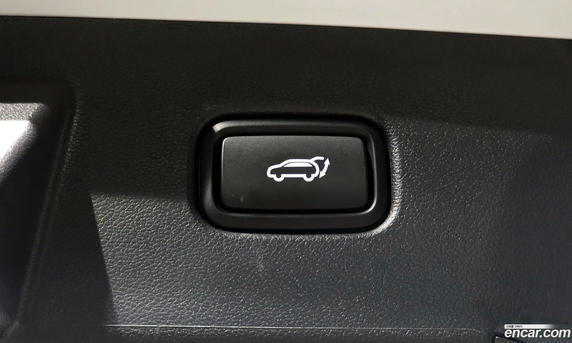 Hyundai Tucson Hybrid 2025 — 24