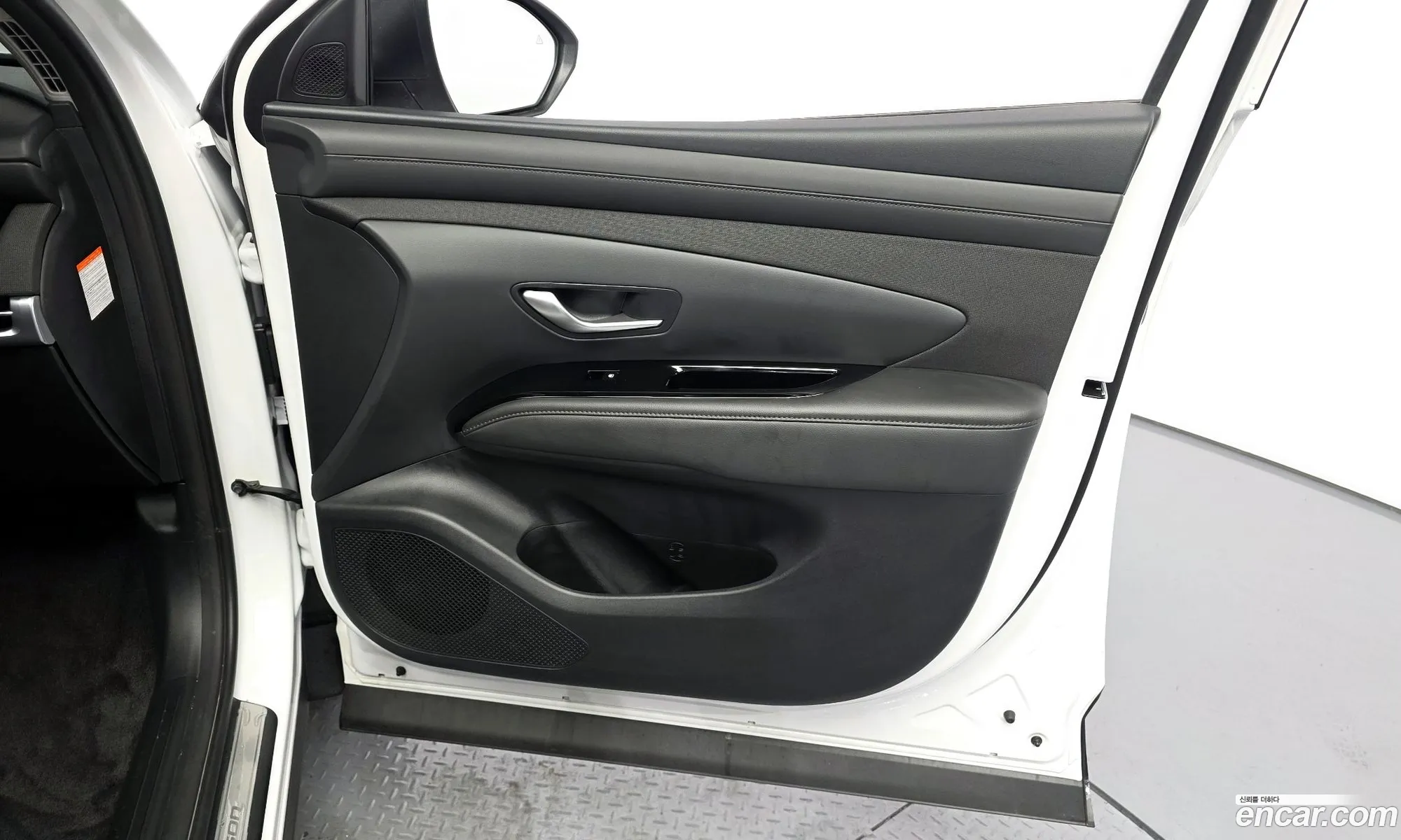 Hyundai Tucson Hybrid 2025 — 2