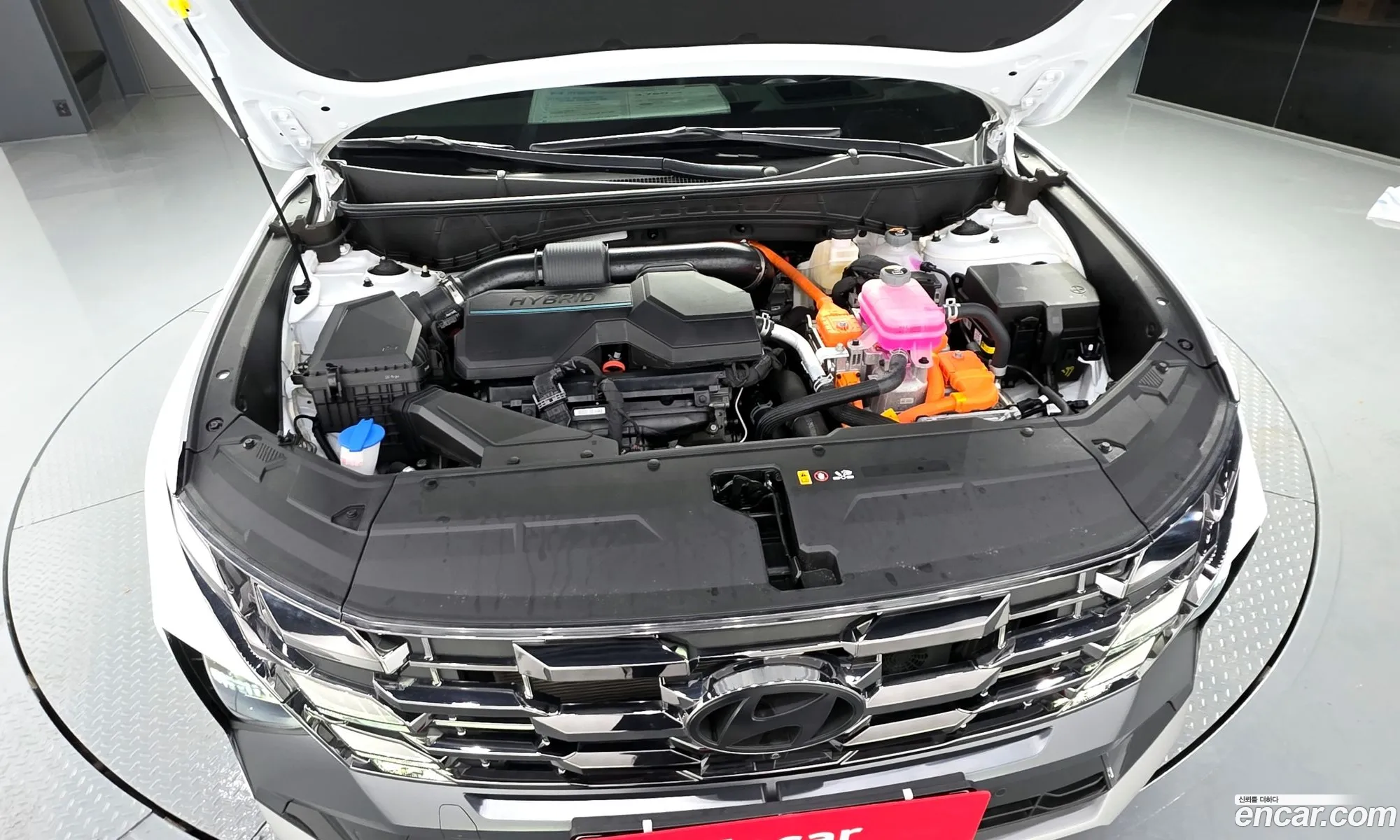 Hyundai Tucson Hybrid 2025 — 23